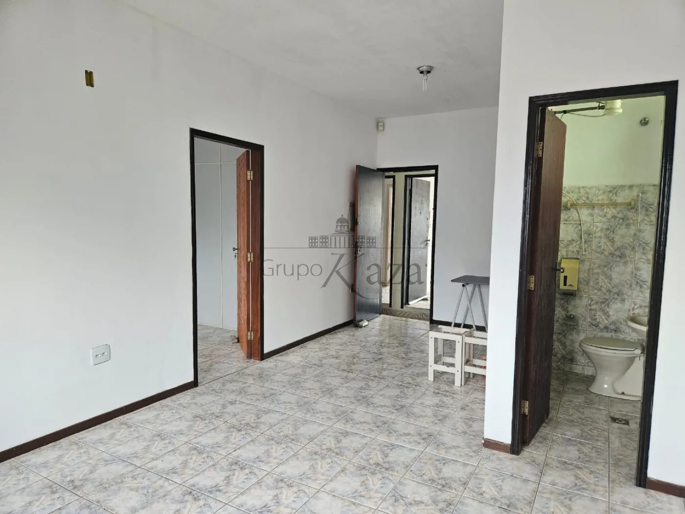 Foto 3 de Comercial Sala em Bosque dos Eucaliptos, São José dos Campos - imagem 3