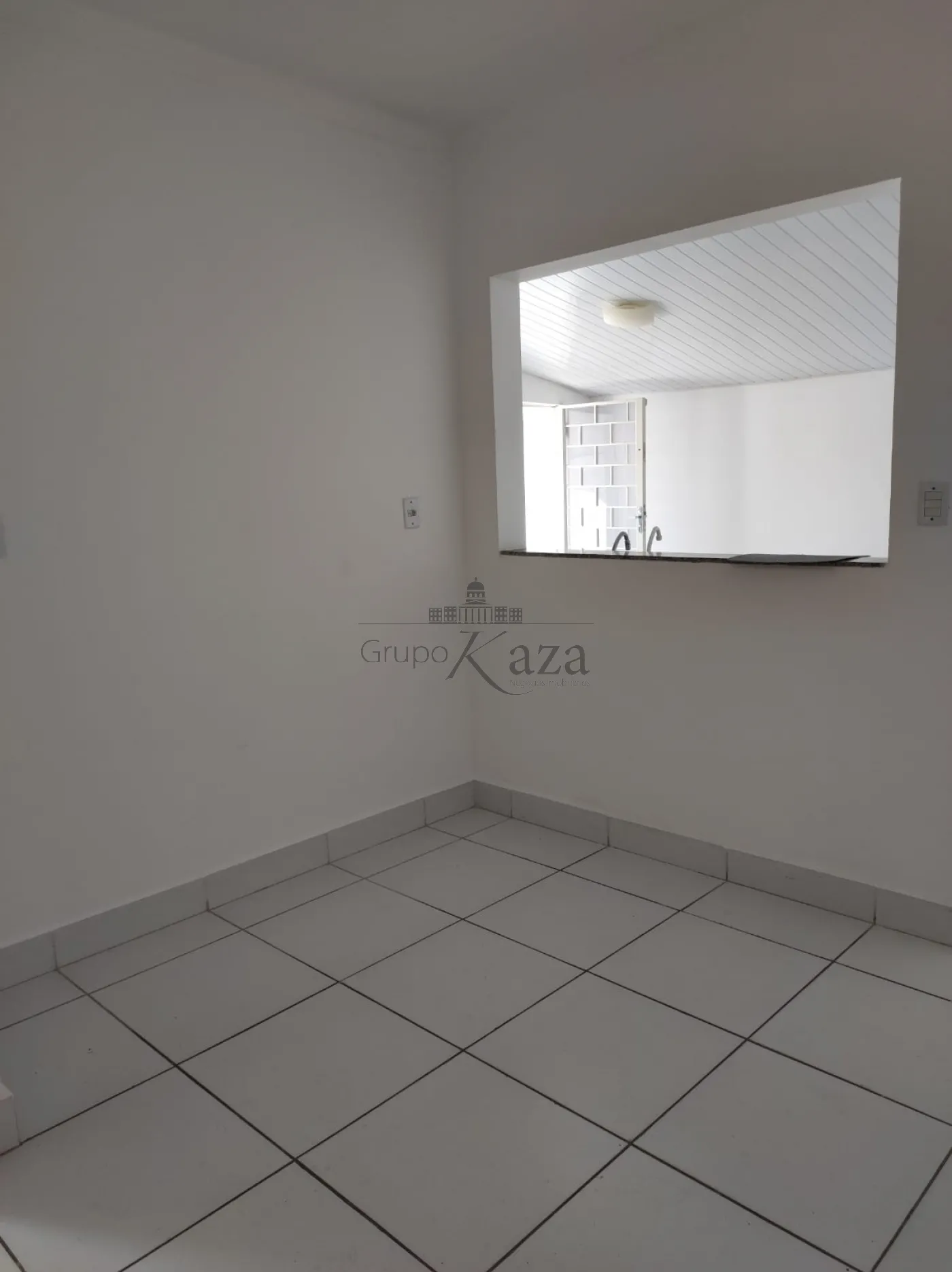 Foto 3 de Casa Padrão em Jardim das Indústrias, São José dos Campos - imagem 3