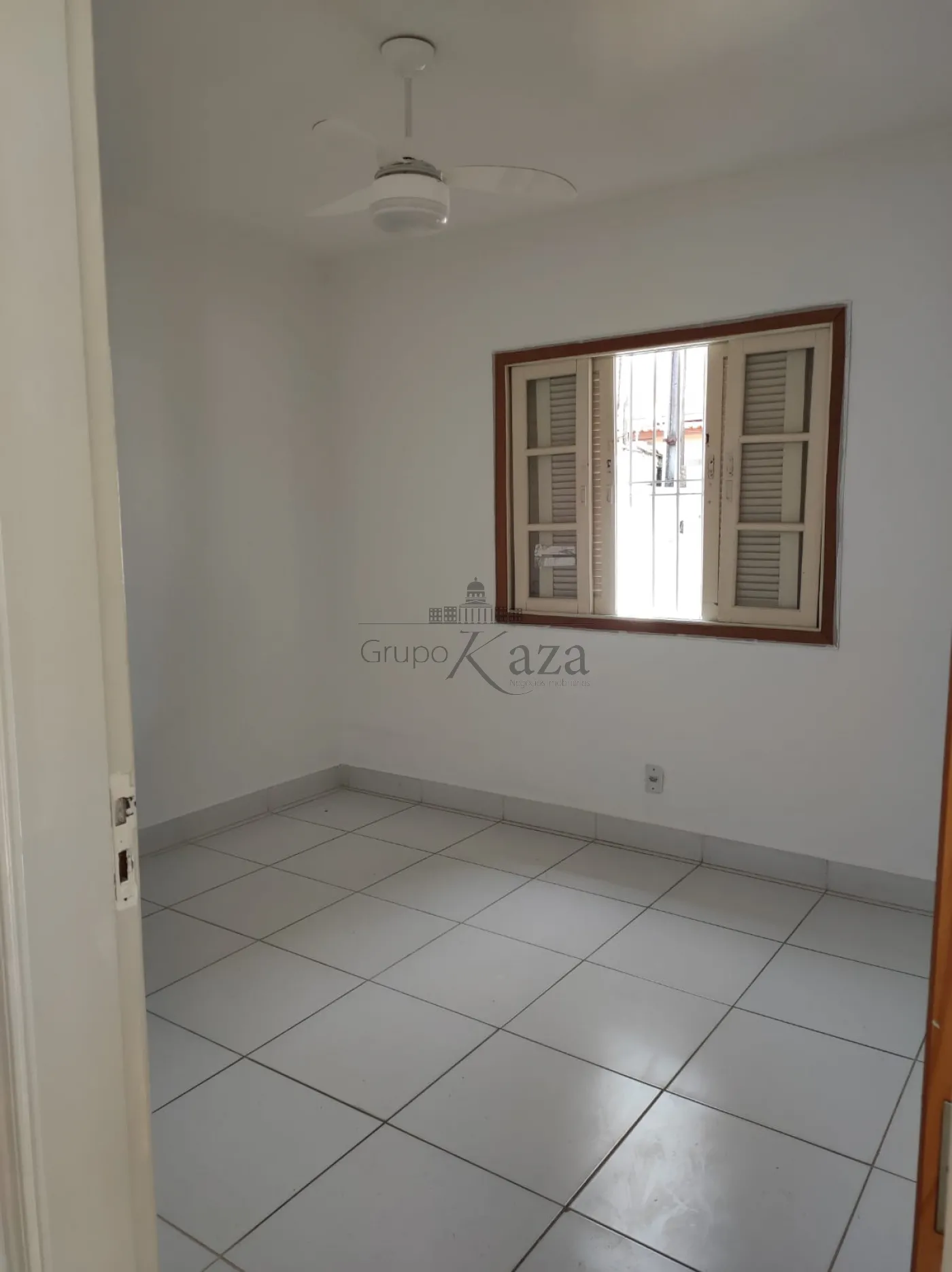 Foto 6 de Casa Padrão em Jardim das Indústrias, São José dos Campos - imagem 6