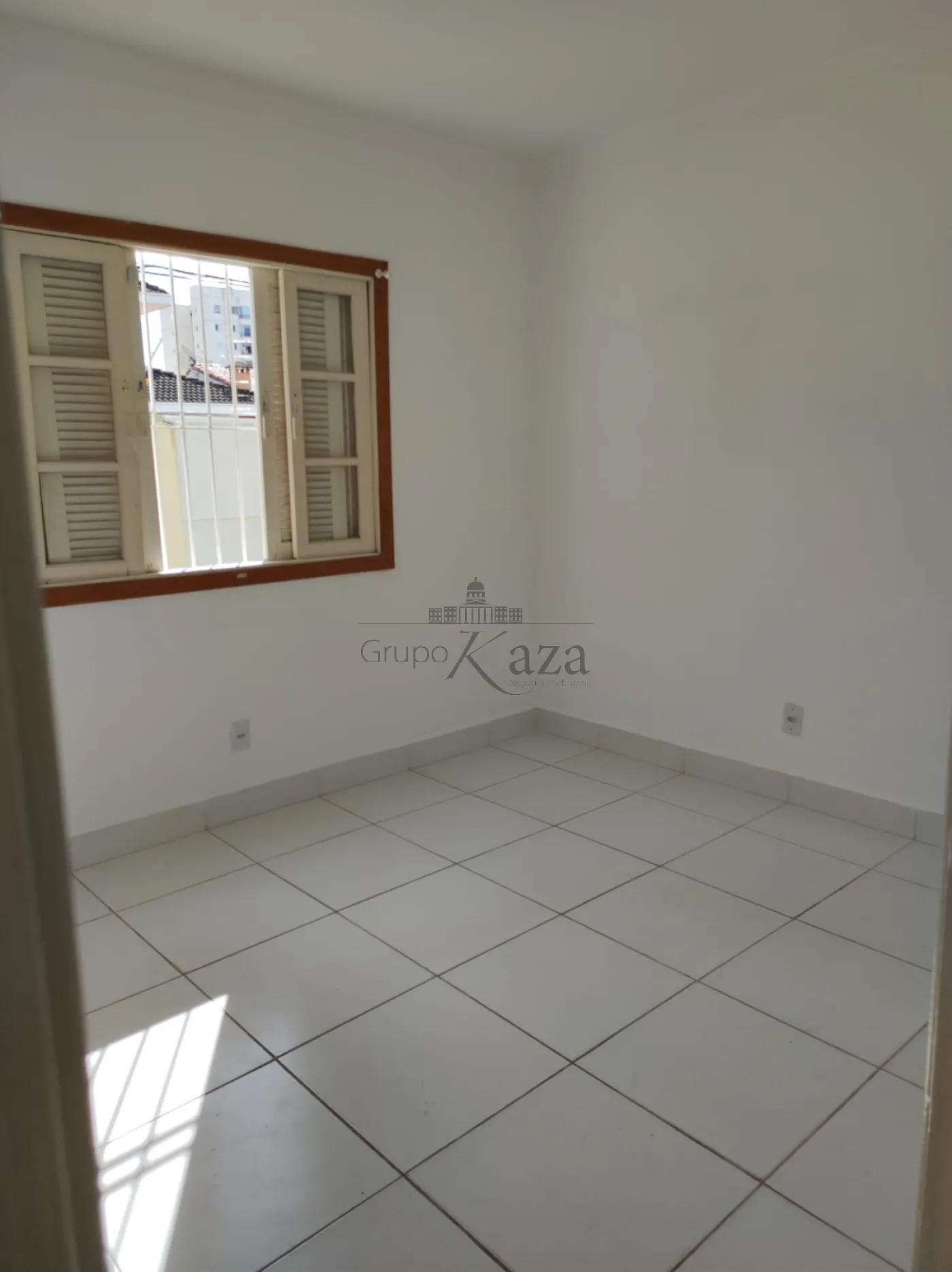 Foto 7 de Casa Padrão em Jardim das Indústrias, São José dos Campos - imagem 7