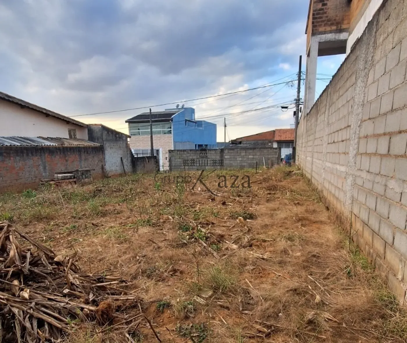 Foto 2 de Terreno Padrão em Residencial Juritis, São José dos Campos - imagem 2