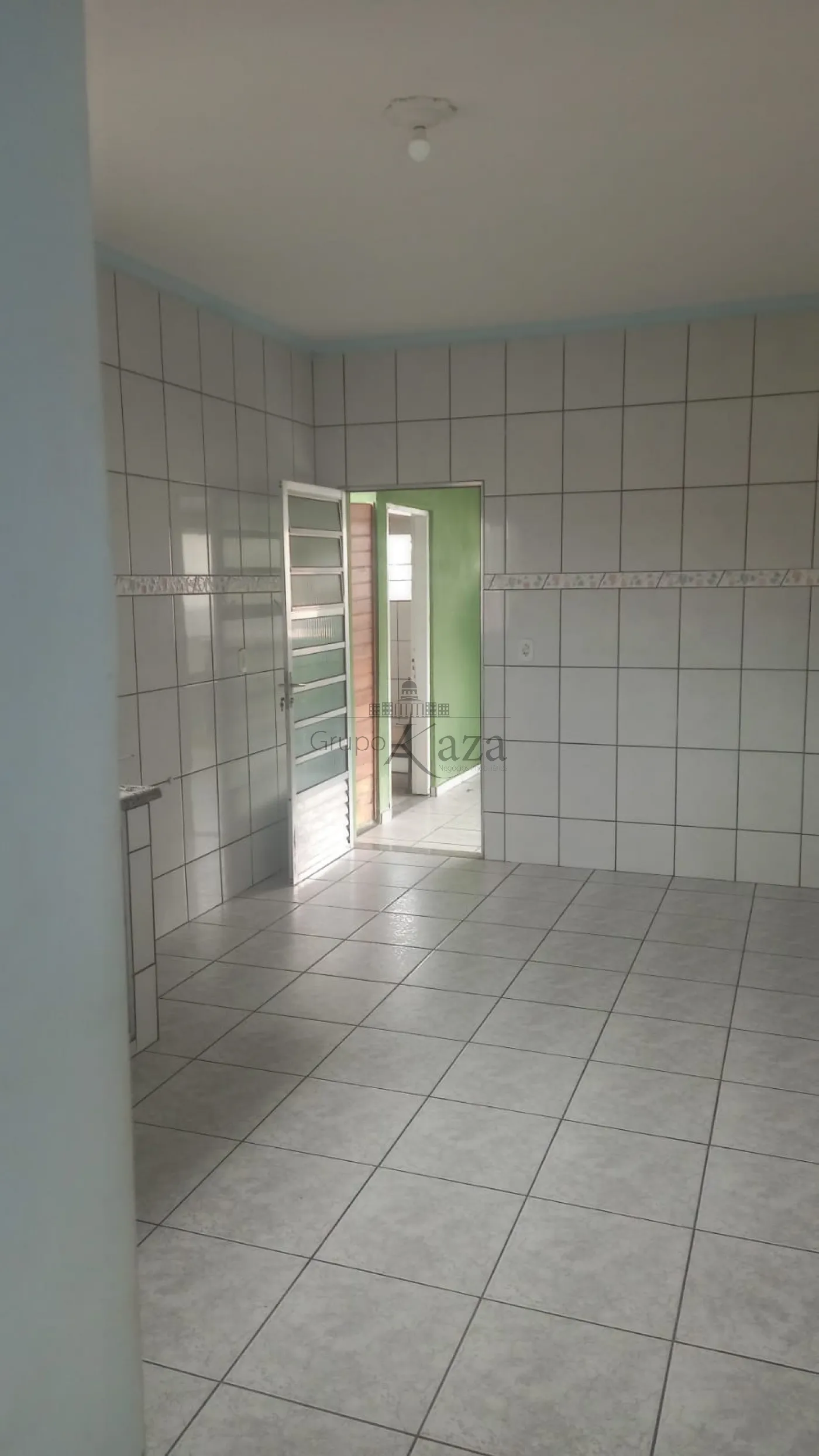 Foto 3 de Casa Sobrado em Jardim da Granja, São José dos Campos - imagem 3