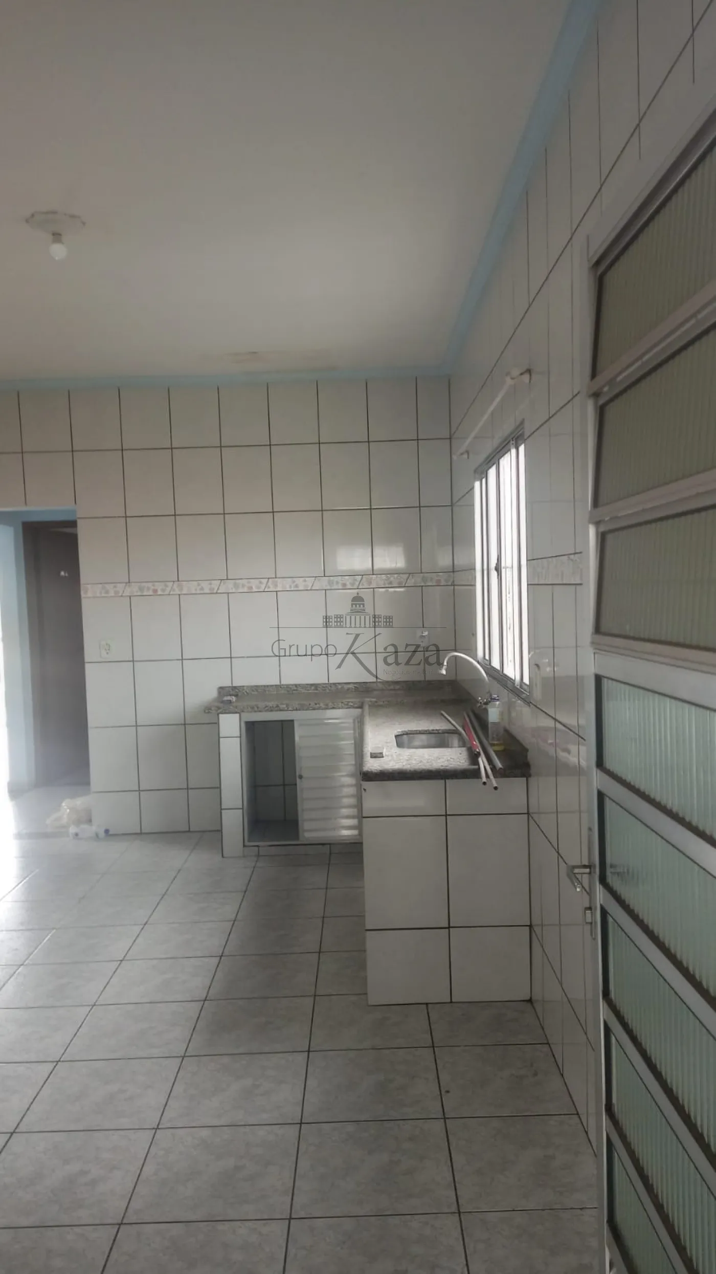Foto 4 de Casa Sobrado em Jardim da Granja, São José dos Campos - imagem 4