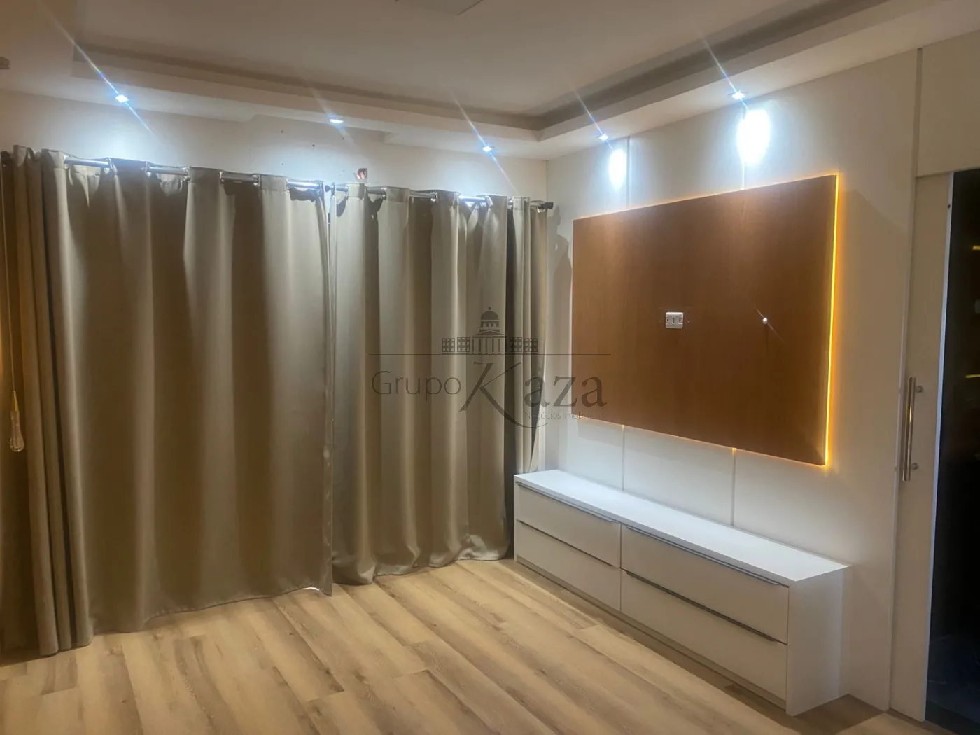 Foto 12 de Casa Sobrado em Jardim República, São José dos Campos - imagem 12