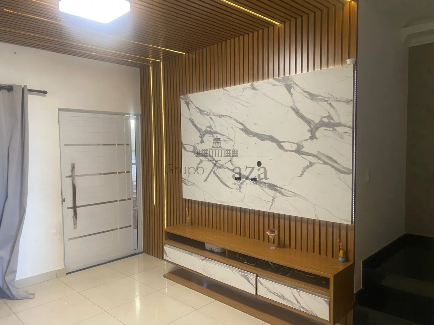 Foto 2 de Casa Sobrado em Jardim República, São José dos Campos - imagem 2