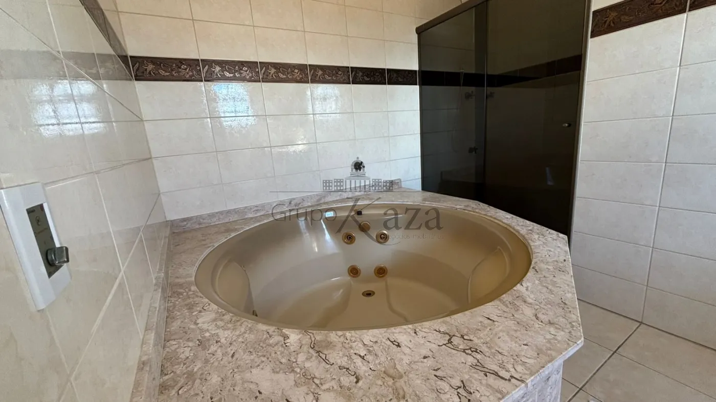 Foto 15 de Casa Sobrado em Jardim Luíza, Jacareí - imagem 15