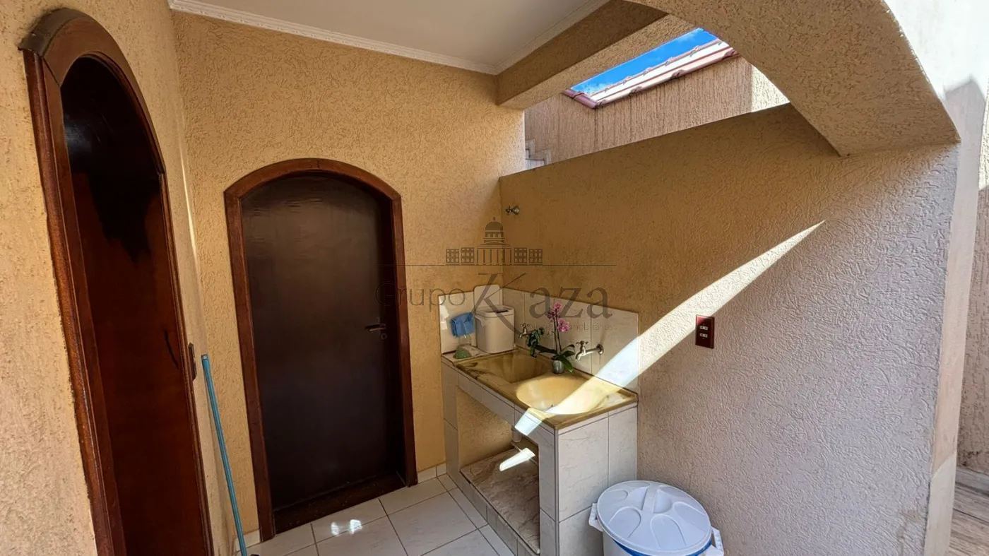 Foto 24 de Casa Sobrado em Jardim Luíza, Jacareí - imagem 24