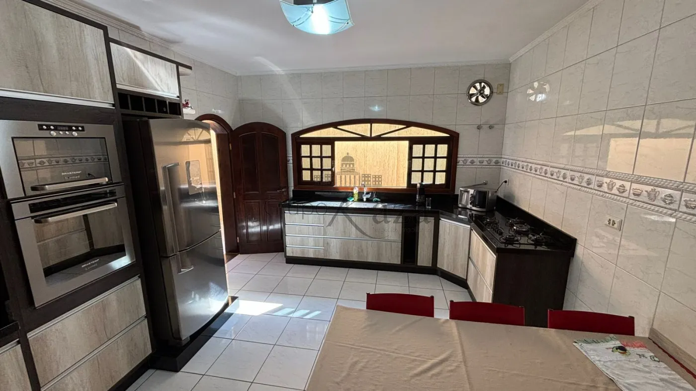 Foto 9 de Casa Sobrado em Jardim Luíza, Jacareí - imagem 9