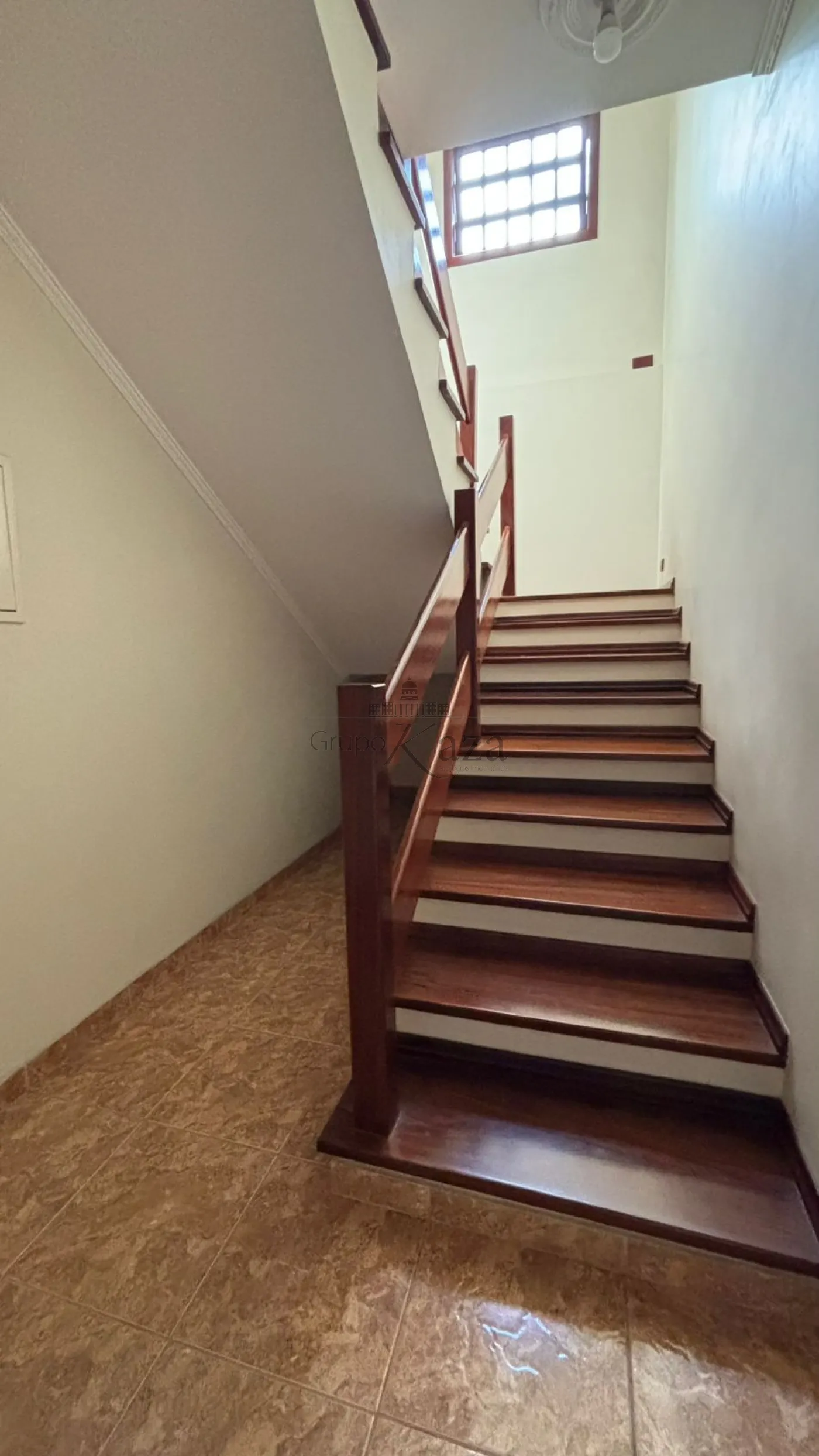 Foto 10 de Casa Sobrado em Jardim Luíza, Jacareí - imagem 10