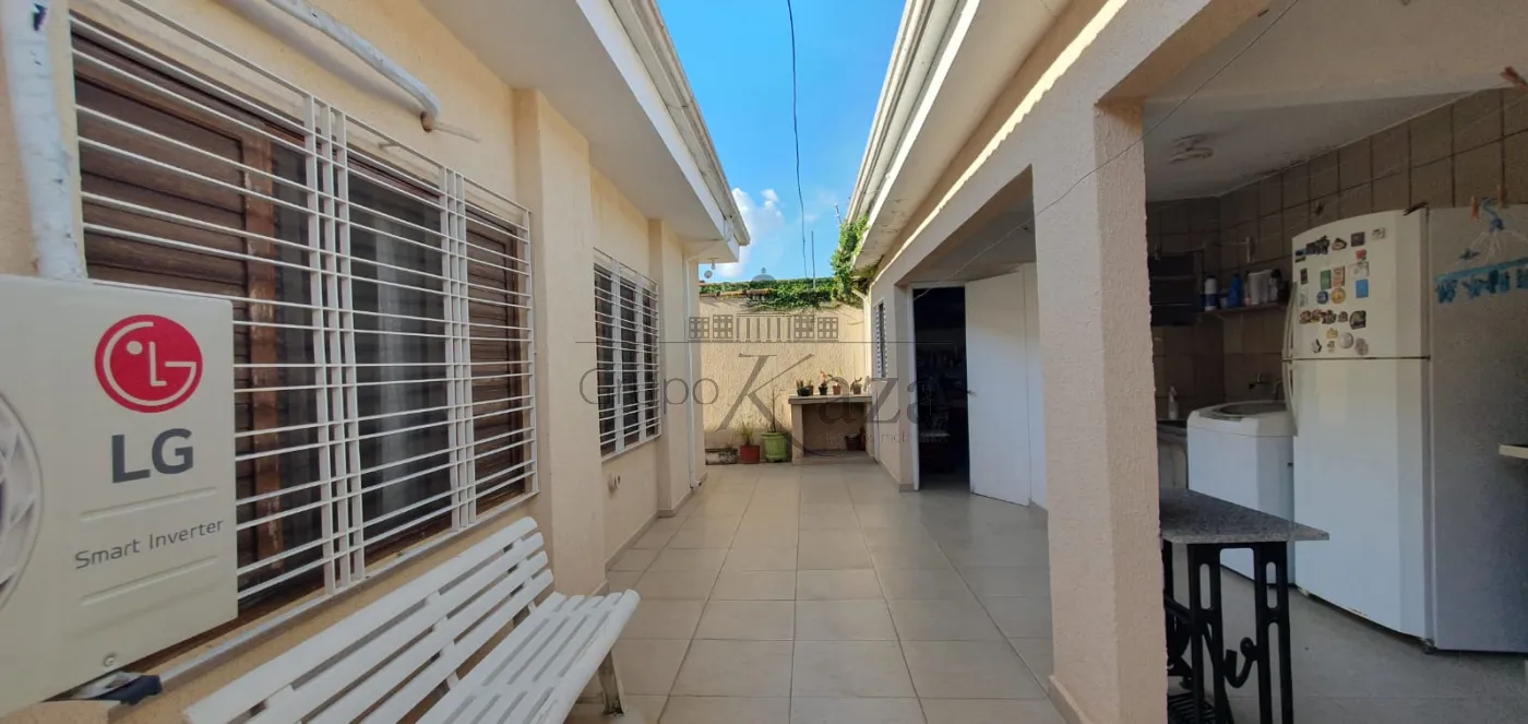 Foto 16 de Casa Térrea em Jardim Siesta, Jacareí - imagem 16