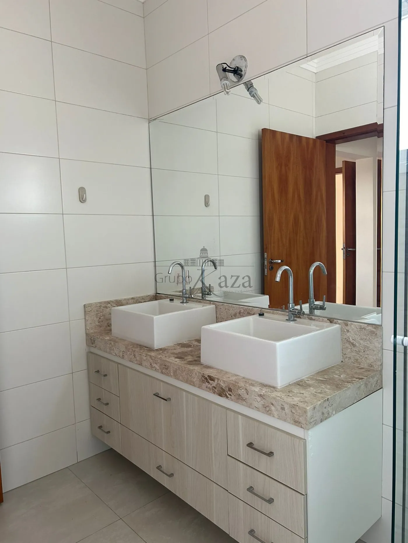 Foto 12 de Casa Padrão em Loteamento Villa Branca, Jacareí - imagem 12