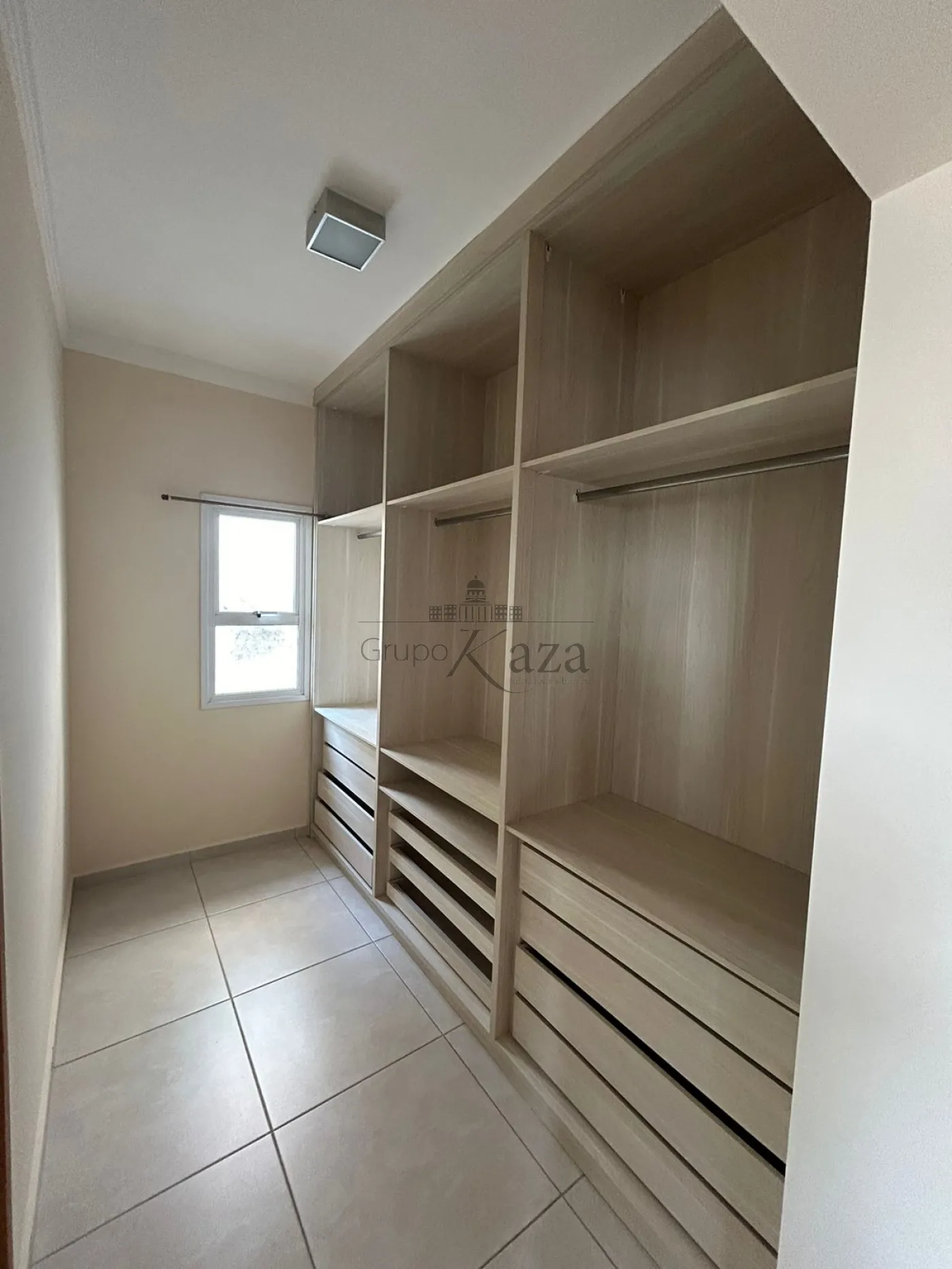 Foto 10 de Casa Padrão em Loteamento Villa Branca, Jacareí - imagem 10