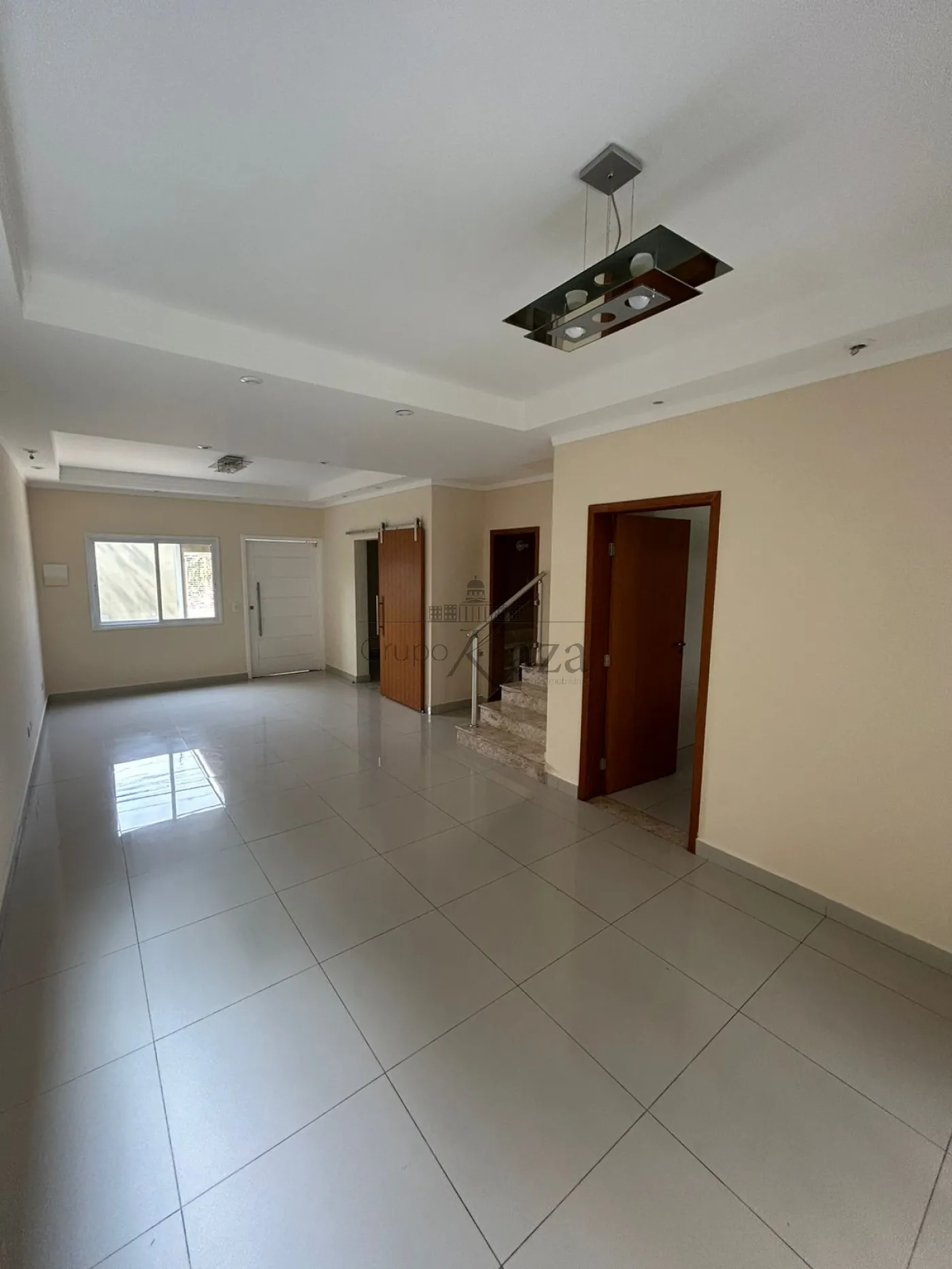 Foto 1 de Casa Padrão em Loteamento Villa Branca, Jacareí - imagem 1 Foto 1 de Casa Padrão em Loteamento Villa Branca, Jacareí - imagem 1