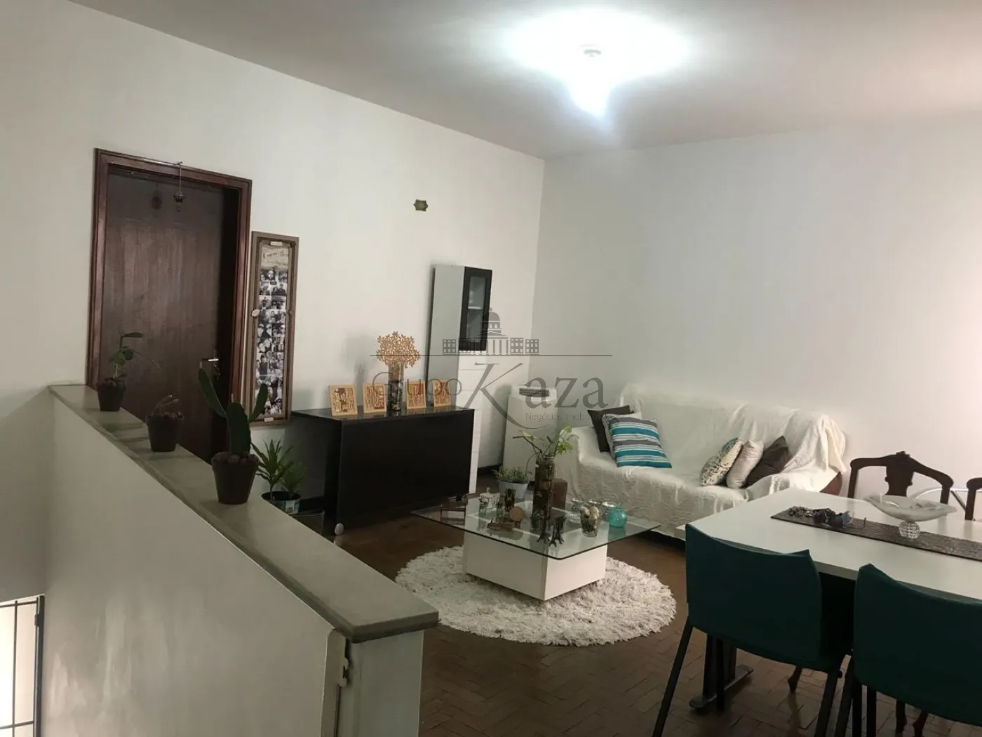 Foto 2 de Casa Sobreloja em Chácara Moura Leite, Jacareí - imagem 2 Foto 2 de Casa Sobreloja em Chácara Moura Leite, Jacareí - imagem 2