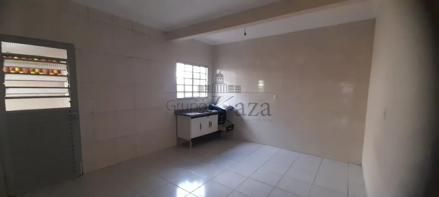 Foto 1 de Casa Padrão em Bosque dos Eucaliptos, São José dos Campos - imagem 1