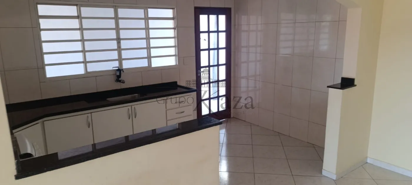 Foto 2 de Casa Sobrado em Jardim Satélite, São José dos Campos - imagem 2