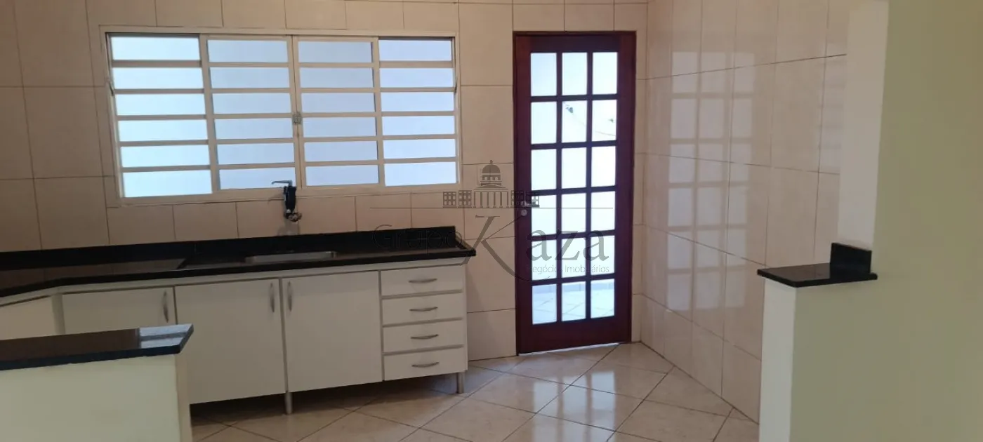 Foto 3 de Casa Sobrado em Jardim Satélite, São José dos Campos - imagem 3