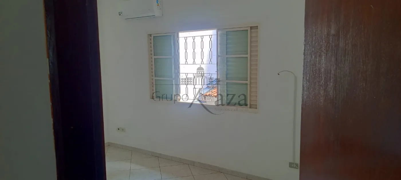 Foto 11 de Casa Sobrado em Jardim Satélite, São José dos Campos - imagem 11