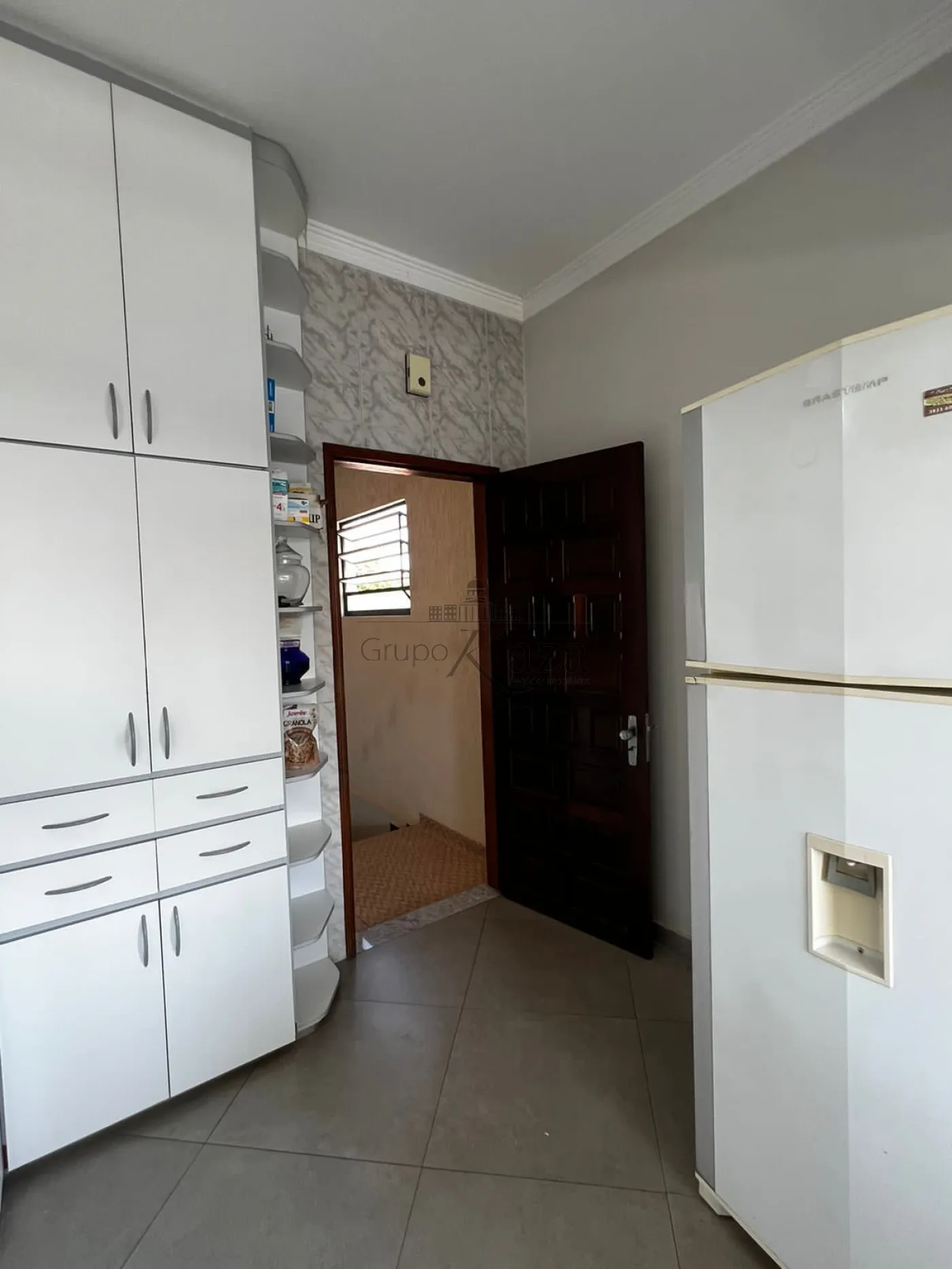 Foto 14 de Casa Comercial  Residencial em Vila Tesouro, São José dos Campos - imagem 14