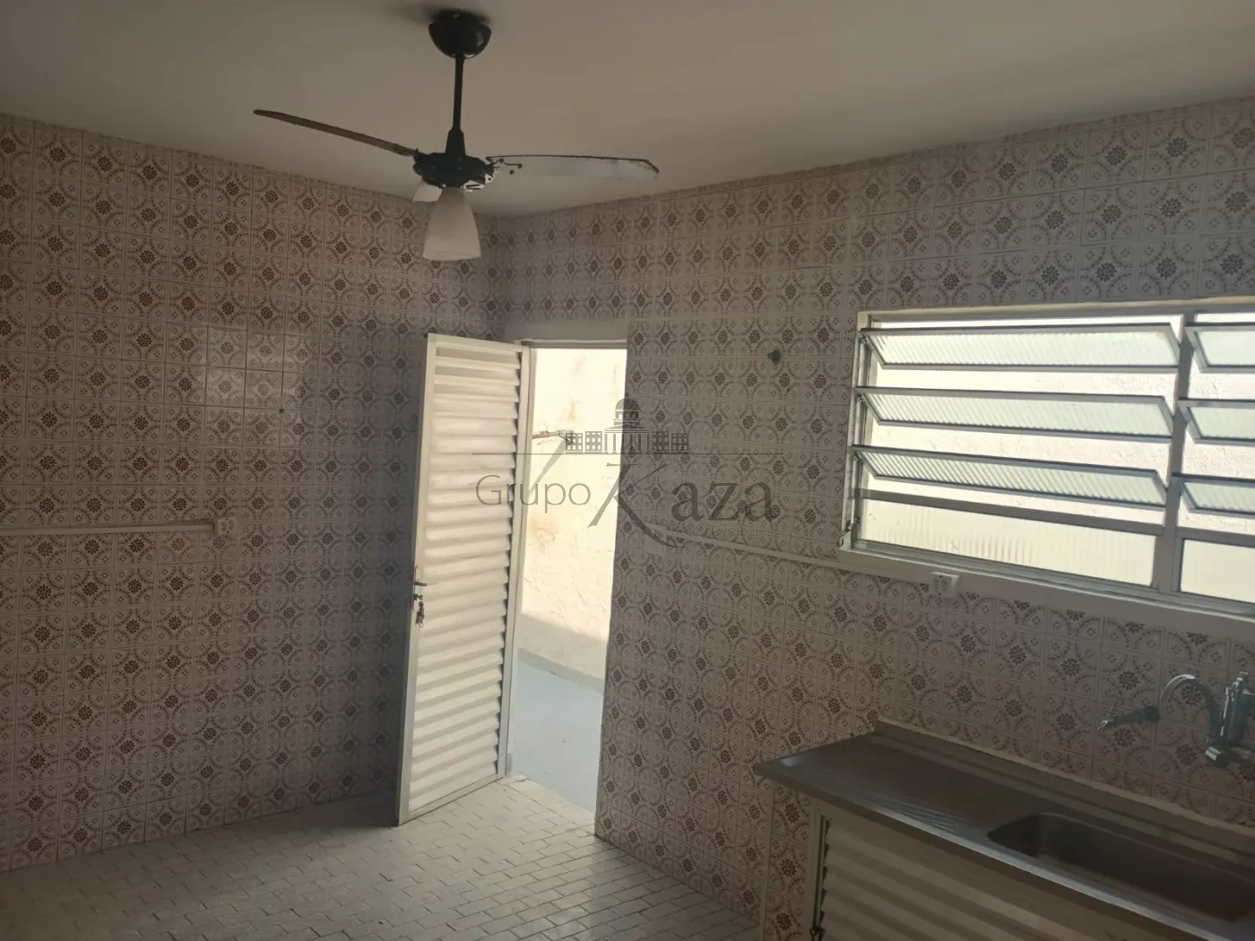 Foto 2 de Casa Padrão em Jardim Flórida, Jacareí - imagem 2 Foto 2 de Casa Padrão em Jardim Flórida, Jacareí - imagem 2