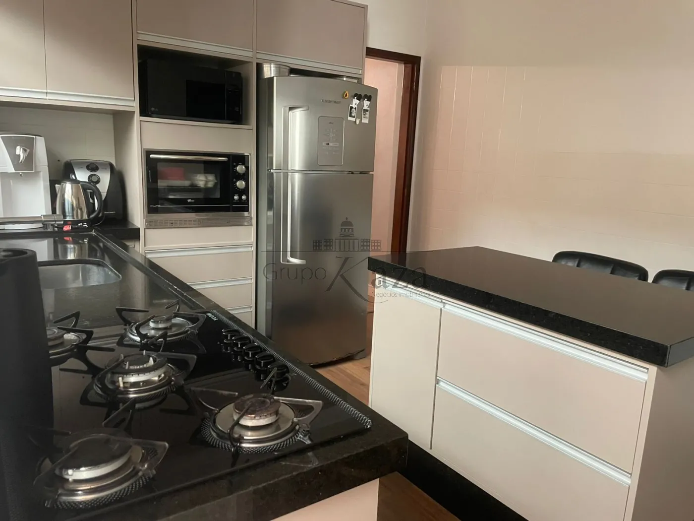 Foto 4 de Casa Padrão em Jardim Santa Inês I, São José dos Campos - imagem 4