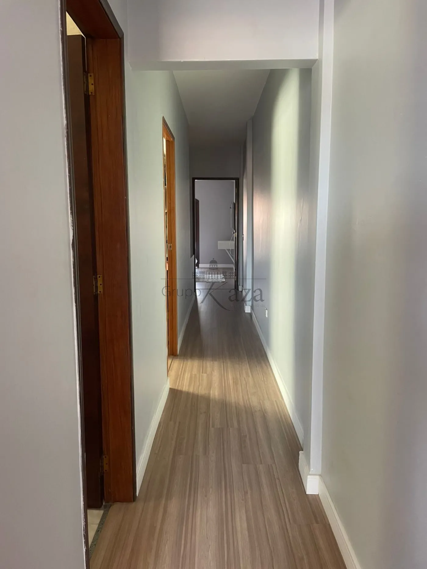 Foto 9 de Casa Padrão em Jardim Santa Inês I, São José dos Campos - imagem 9