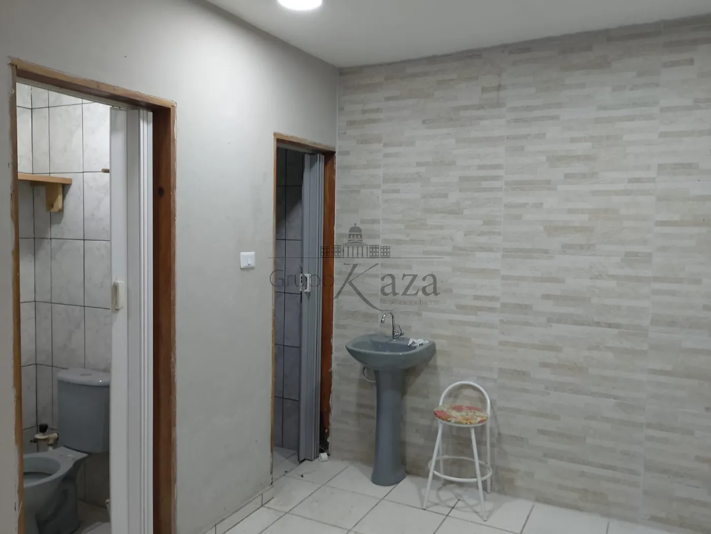 Foto 3 de Comercial Ponto Comercial em Bairro do Colonia, Jacareí - imagem 3 Foto 3 de Comercial Ponto Comercial em Bairro do Colonia, Jacareí - imagem 3