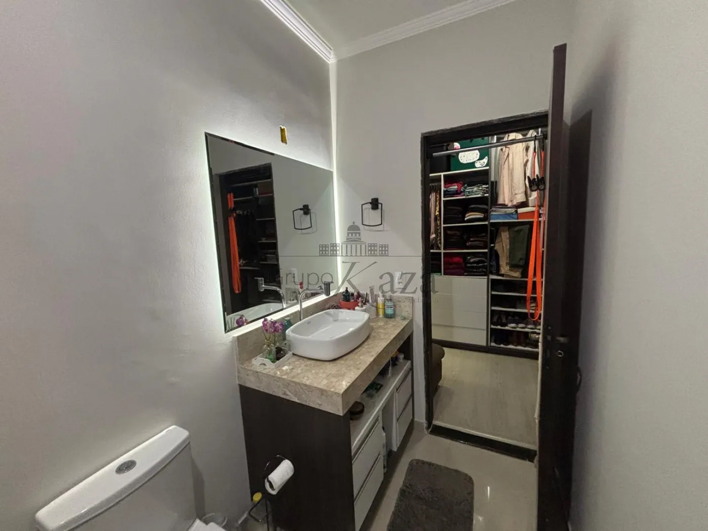 Foto 16 de Casa Padrão em Jardim Torrão de Ouro, São José dos Campos - imagem 16