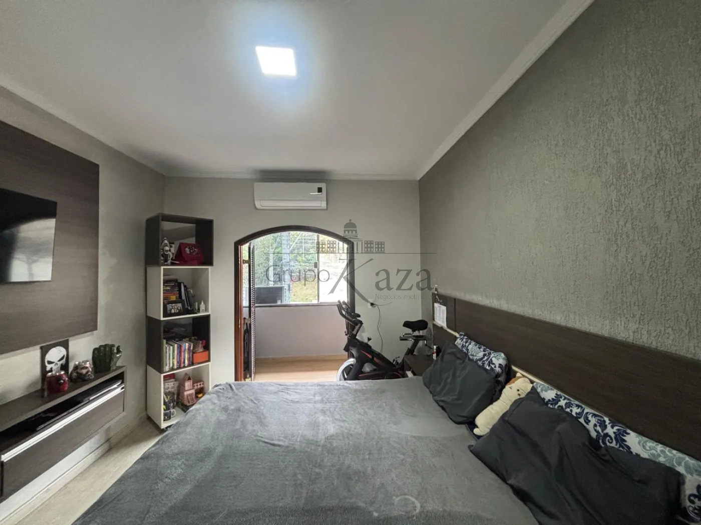 Foto 13 de Casa Padrão em Jardim Torrão de Ouro, São José dos Campos - imagem 13