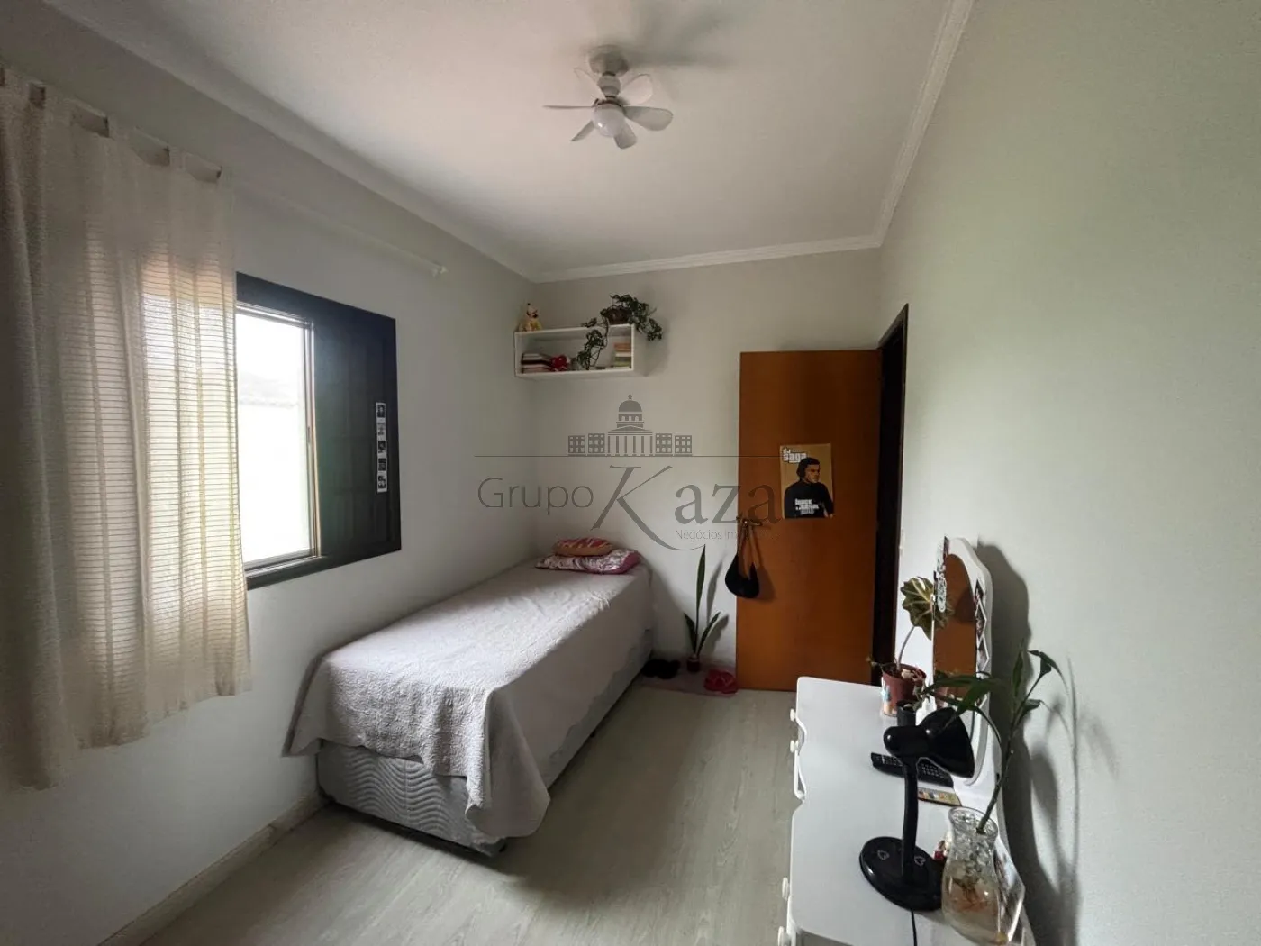 Foto 7 de Casa Padrão em Jardim Torrão de Ouro, São José dos Campos - imagem 7