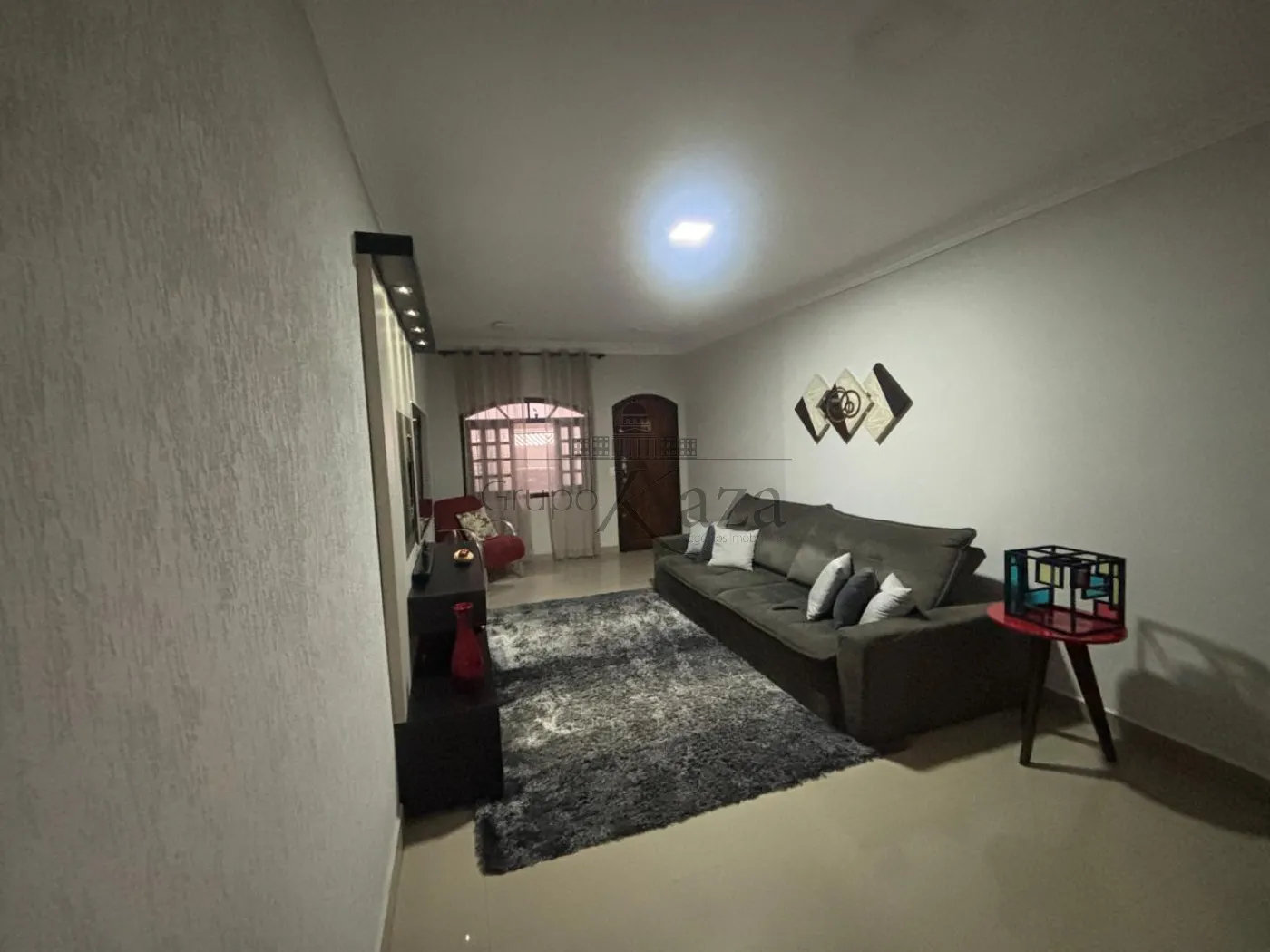 Foto 2 de Casa Padrão em Jardim Torrão de Ouro, São José dos Campos - imagem 2 Foto 2 de Casa Padrão em Jardim Torrão de Ouro, São José dos Campos - imagem 2