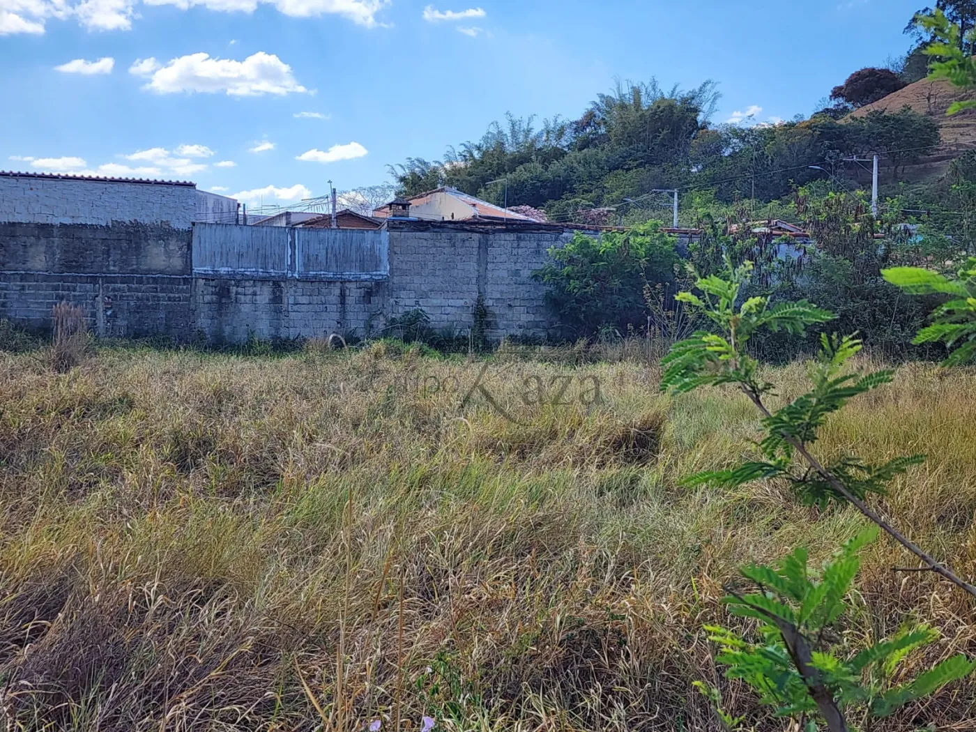 Foto 2 de Terreno Padrão em Jardim Pararangaba, São José dos Campos - imagem 2