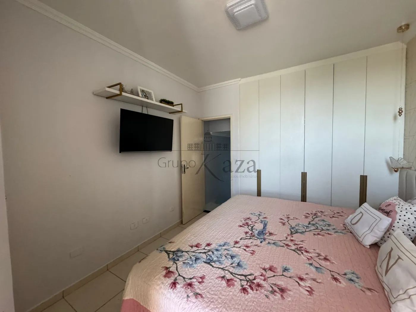 Foto 12 de Casa Sobrado em Jardim das Indústrias, São José dos Campos - imagem 12