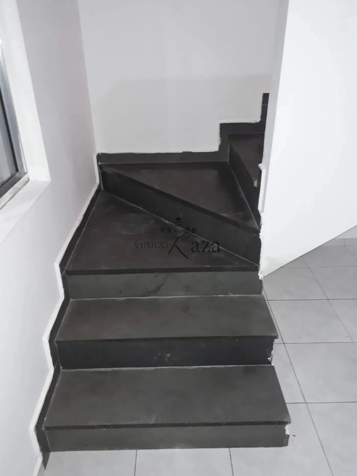 Foto 13 de Casa Sobrado em Vila Tesouro, São José dos Campos - imagem 13