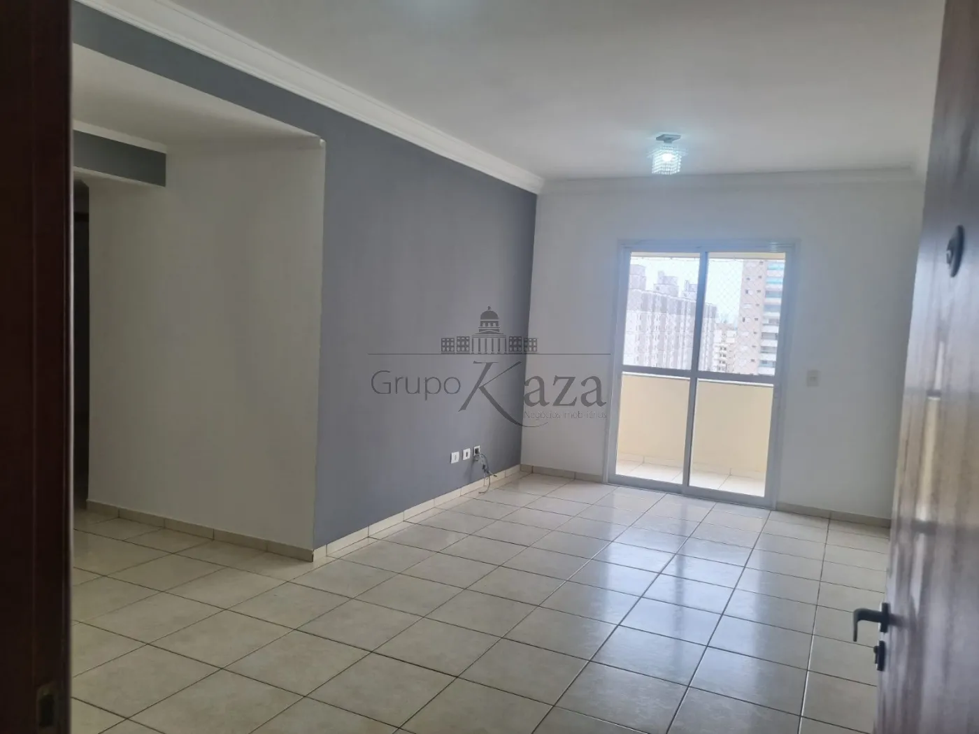 Foto 2 de Apartamento Padrão em Conjunto Residencial Trinta e Um de Março, São José dos Campos - imagem 2