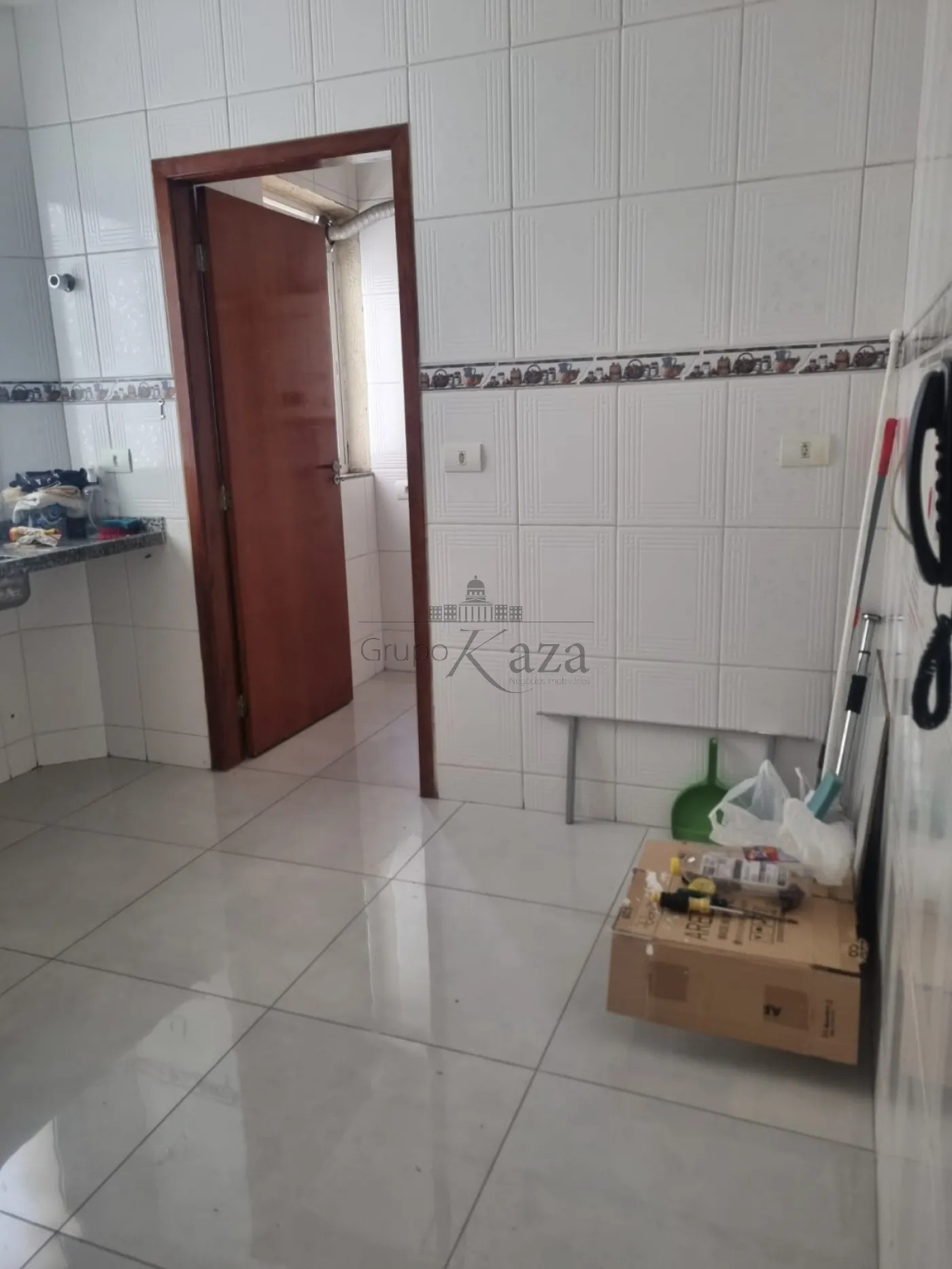 Foto 6 de Apartamento Padrão em Conjunto Residencial Trinta e Um de Março, São José dos Campos - imagem 6