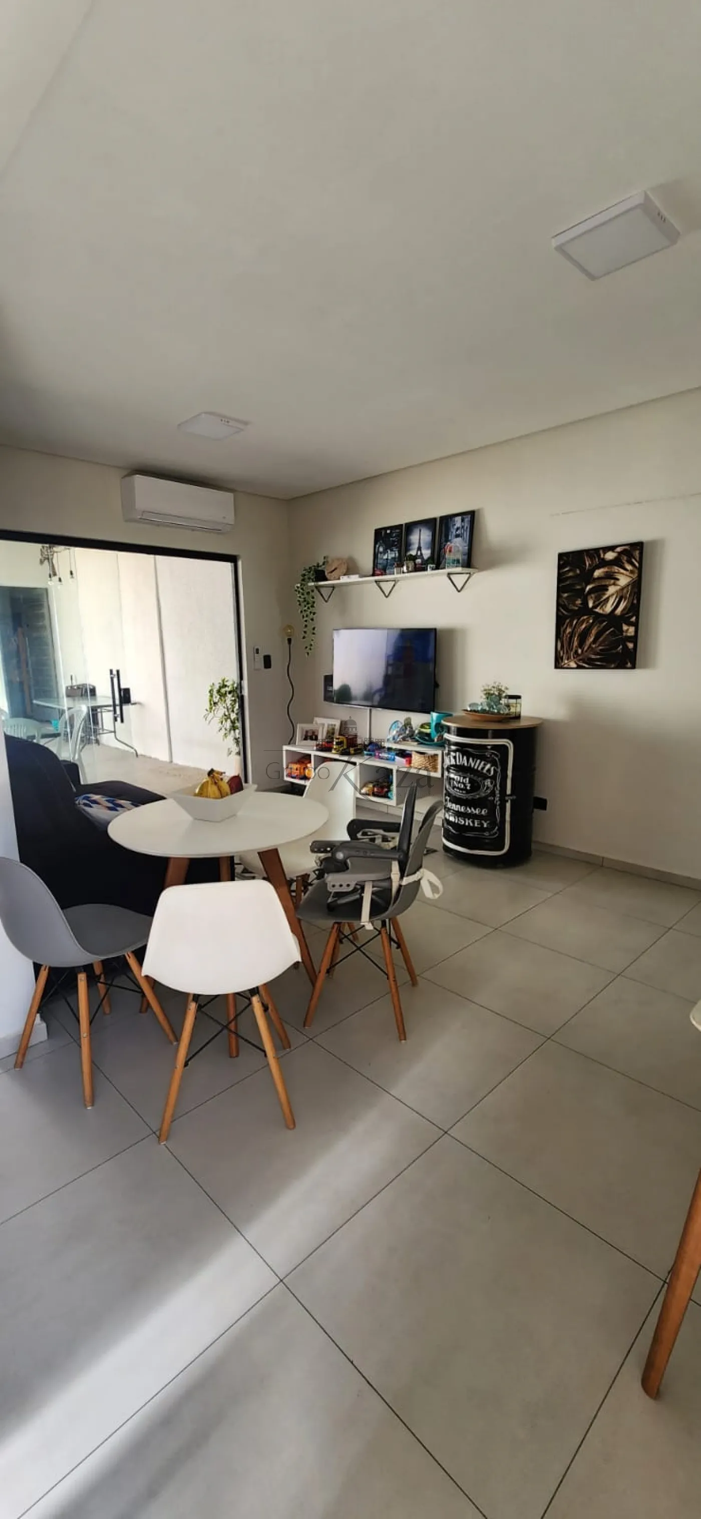 Foto 3 de Casa Padrão em Vila Indústrial, São José dos Campos - imagem 3