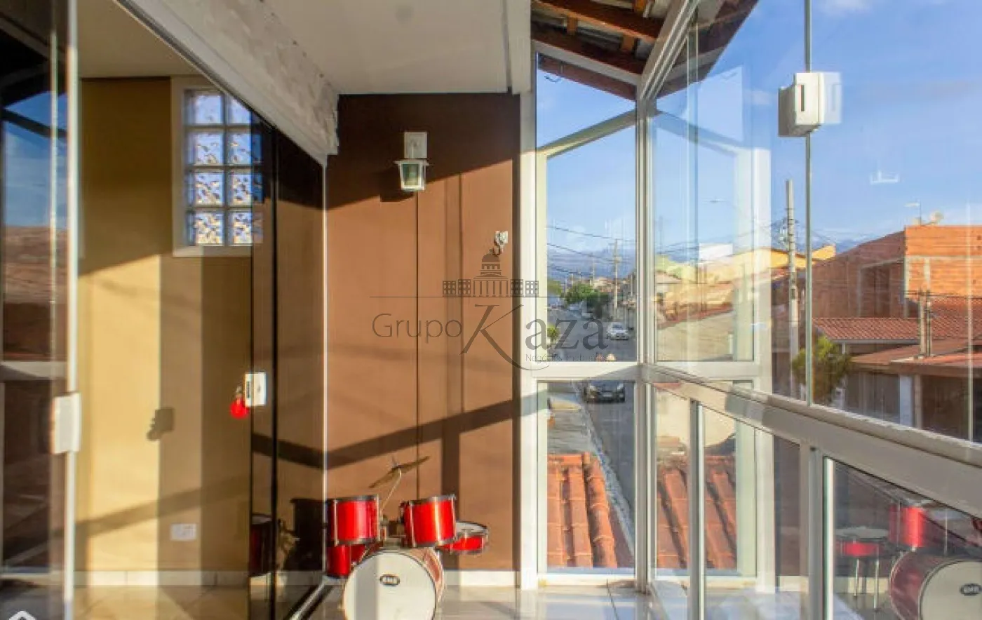 Foto 9 de Casa Sobrado em Jardim Cruzeiro do Sul, São José dos Campos - imagem 9