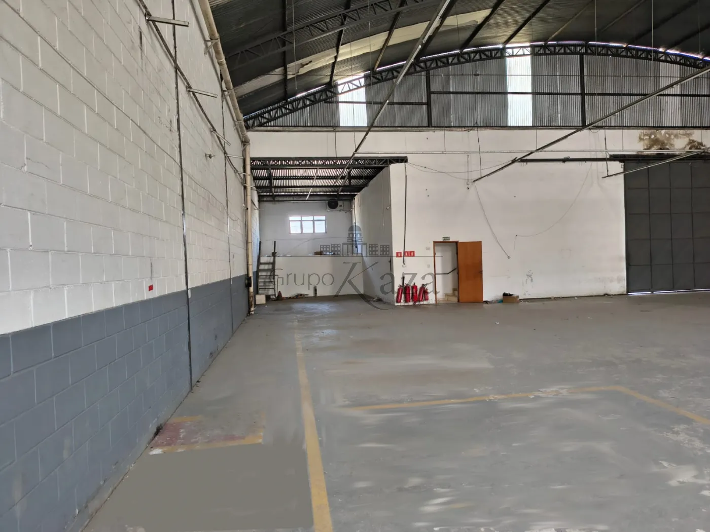 Foto 4 de Comercial Galpão em Chácaras Reunidas, São José dos Campos - imagem 4