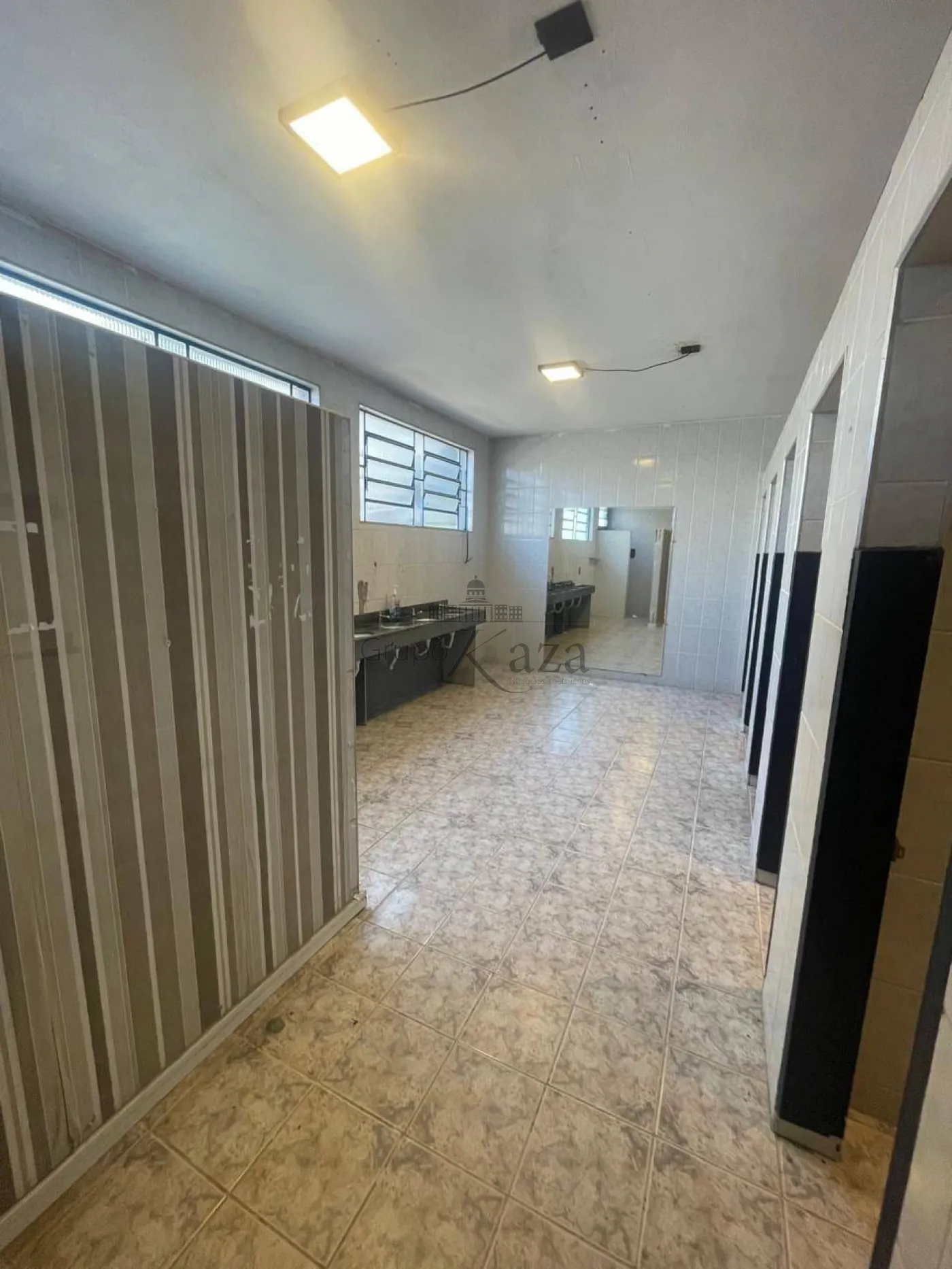 Foto 5 de Comercial Galpão em Jardim Santa Maria, Jacareí - imagem 5