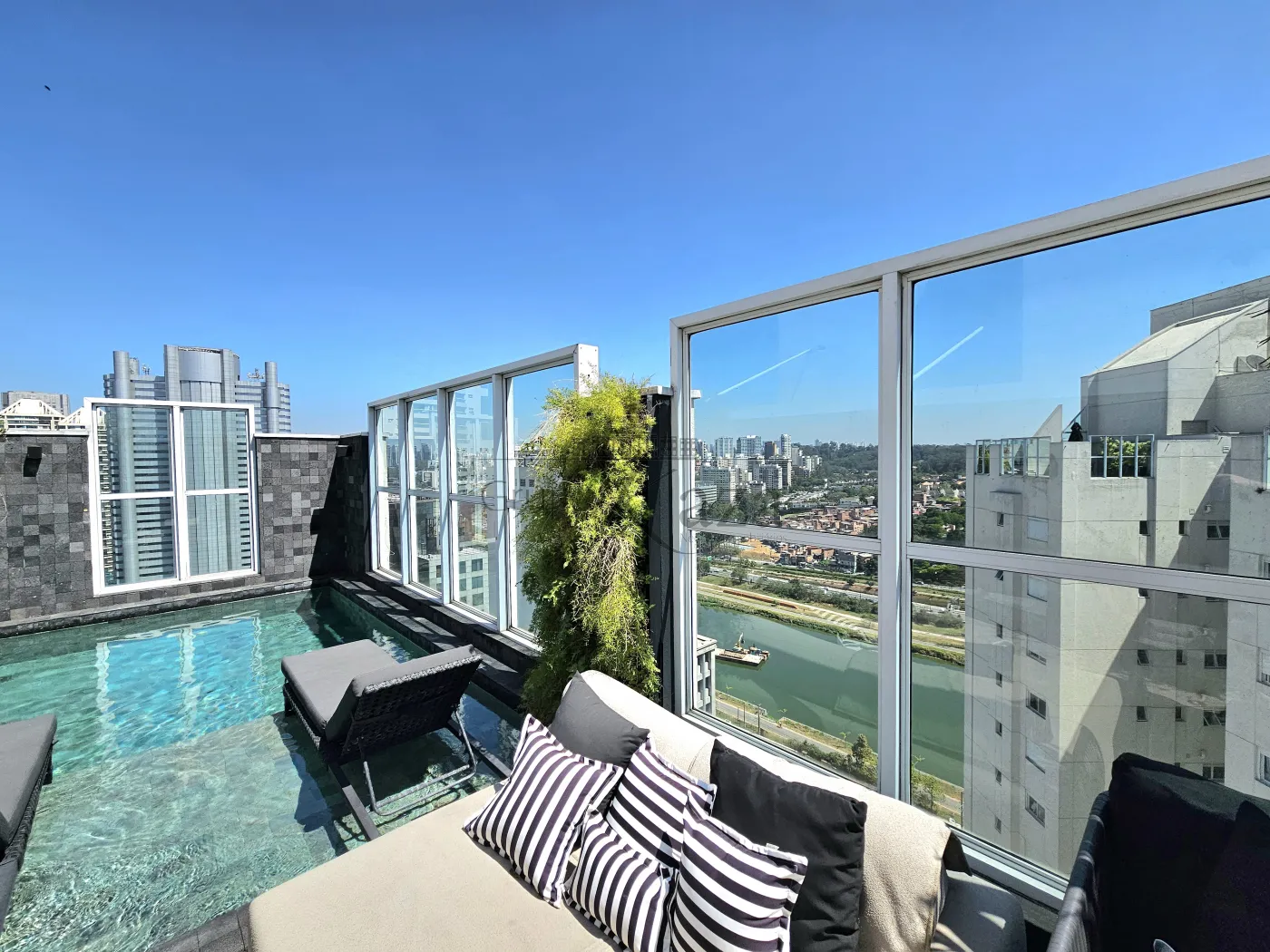 Foto 2 de Apartamento Cobertura Duplex em Brooklin Paulista, São Paulo - imagem 2