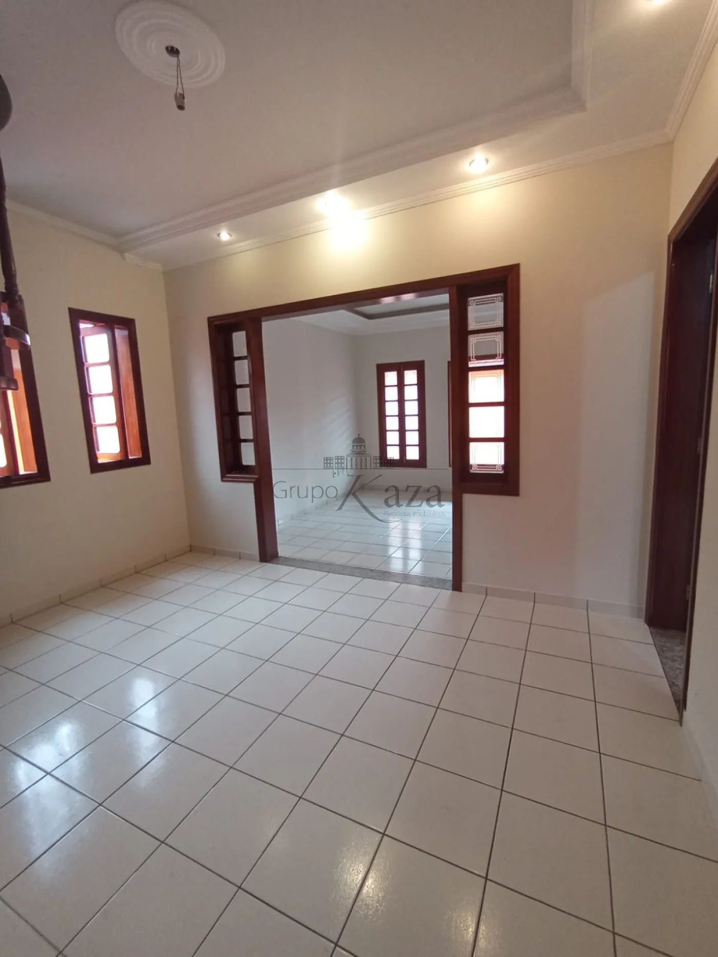 Foto 5 de Casa Padrão em Bosque dos Eucaliptos, São José dos Campos - imagem 5