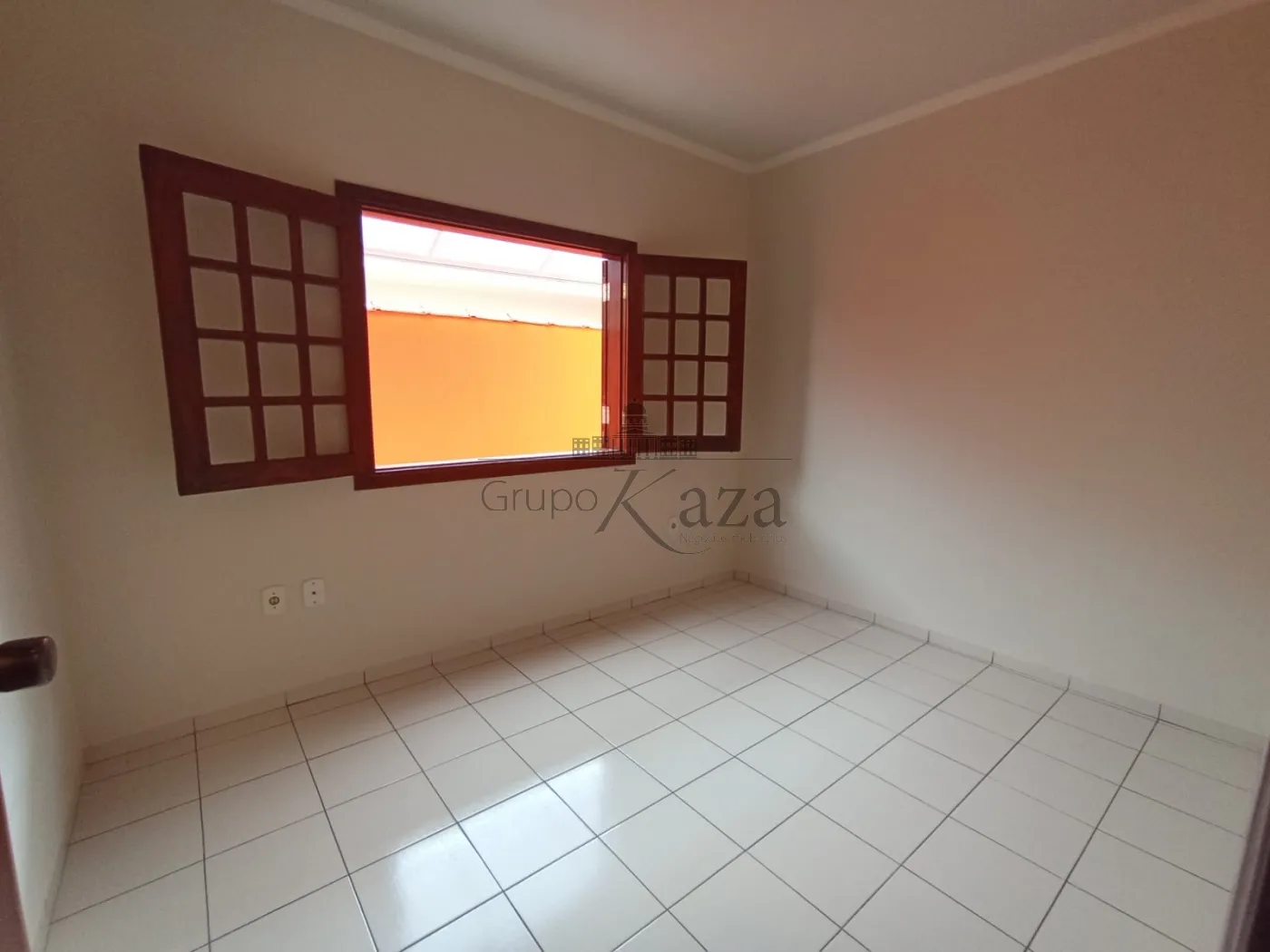 Foto 13 de Casa Padrão em Bosque dos Eucaliptos, São José dos Campos - imagem 13