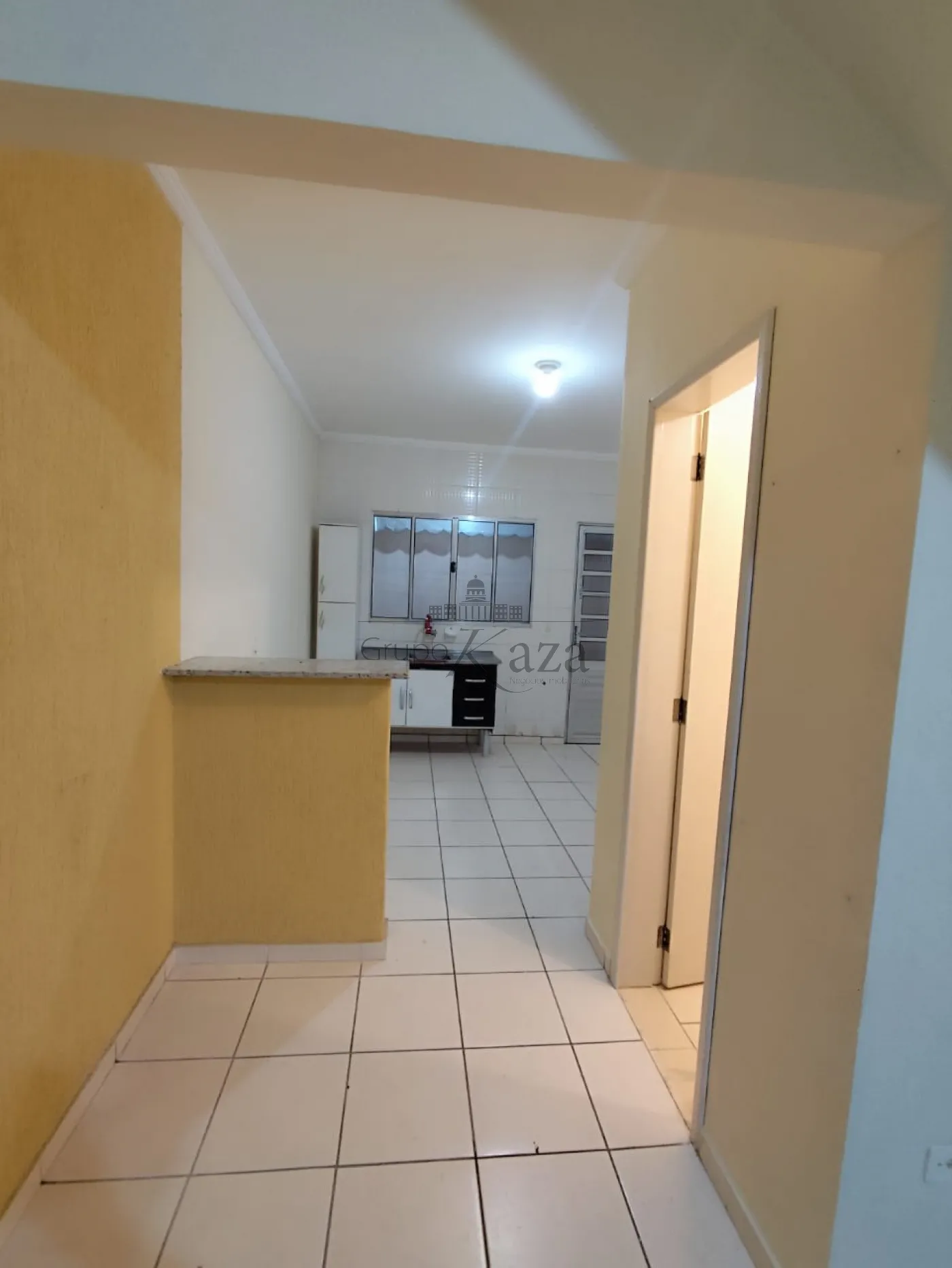 Foto 3 de Casa Condomínio em Jardim Santa Marina, Jacareí - imagem 3 Foto 3 de Casa Condomínio em Jardim Santa Marina, Jacareí - imagem 3