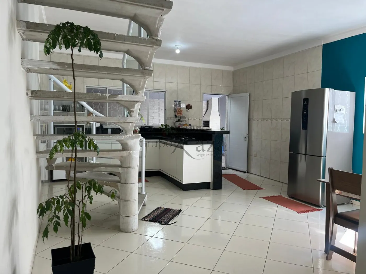 Foto 3 de Casa Padrão em Vila das Flores, São José dos Campos - imagem 3 Foto 3 de Casa Padrão em Vila das Flores, São José dos Campos - imagem 3