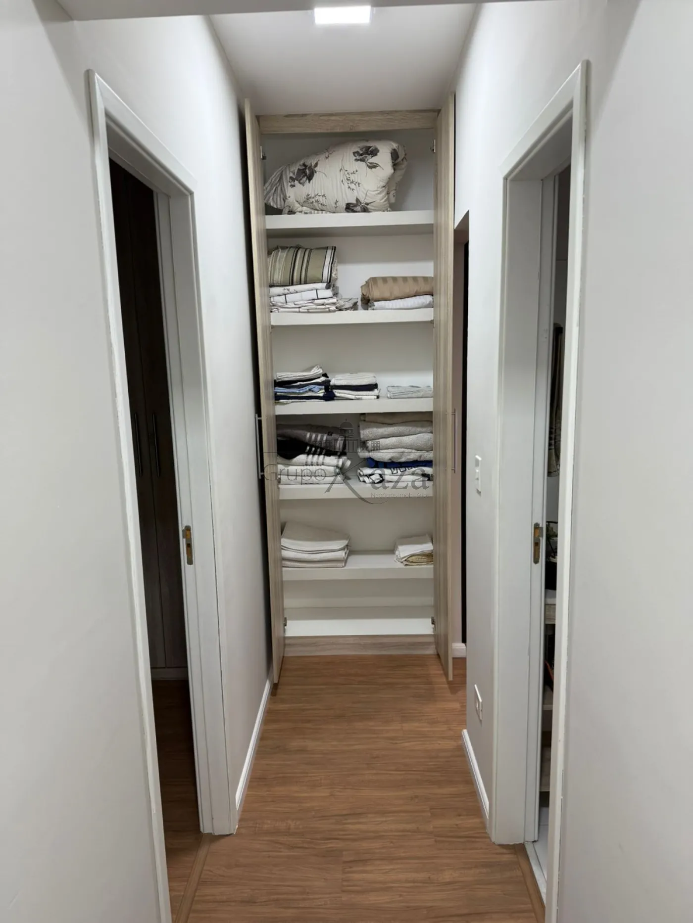 Foto 21 de Apartamento Padrão em Parque Santo Antônio, Jacareí - imagem 21