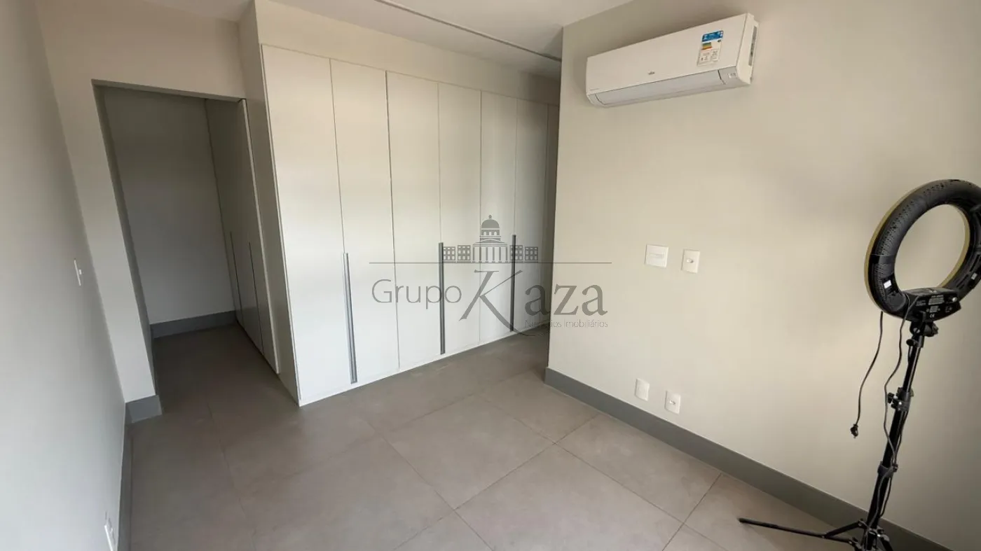 Foto 13 de Apartamento Padrão em Condomínio Royal Park, São José dos Campos - imagem 13