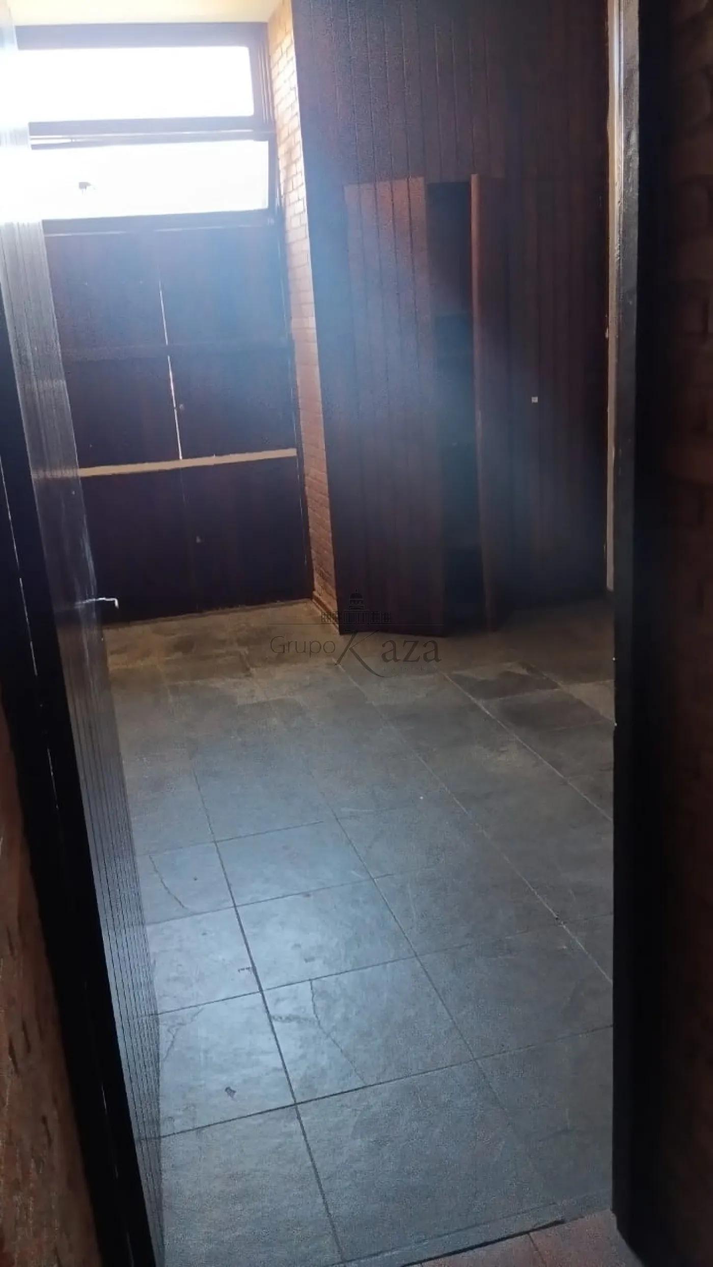 Foto 7 de Comercial Casa em Jardim Leonidia, Jacareí - imagem 7