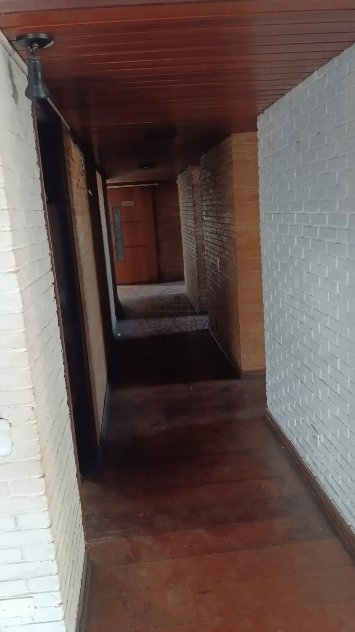 Foto 3 de Comercial Casa em Jardim Leonidia, Jacareí - imagem 3