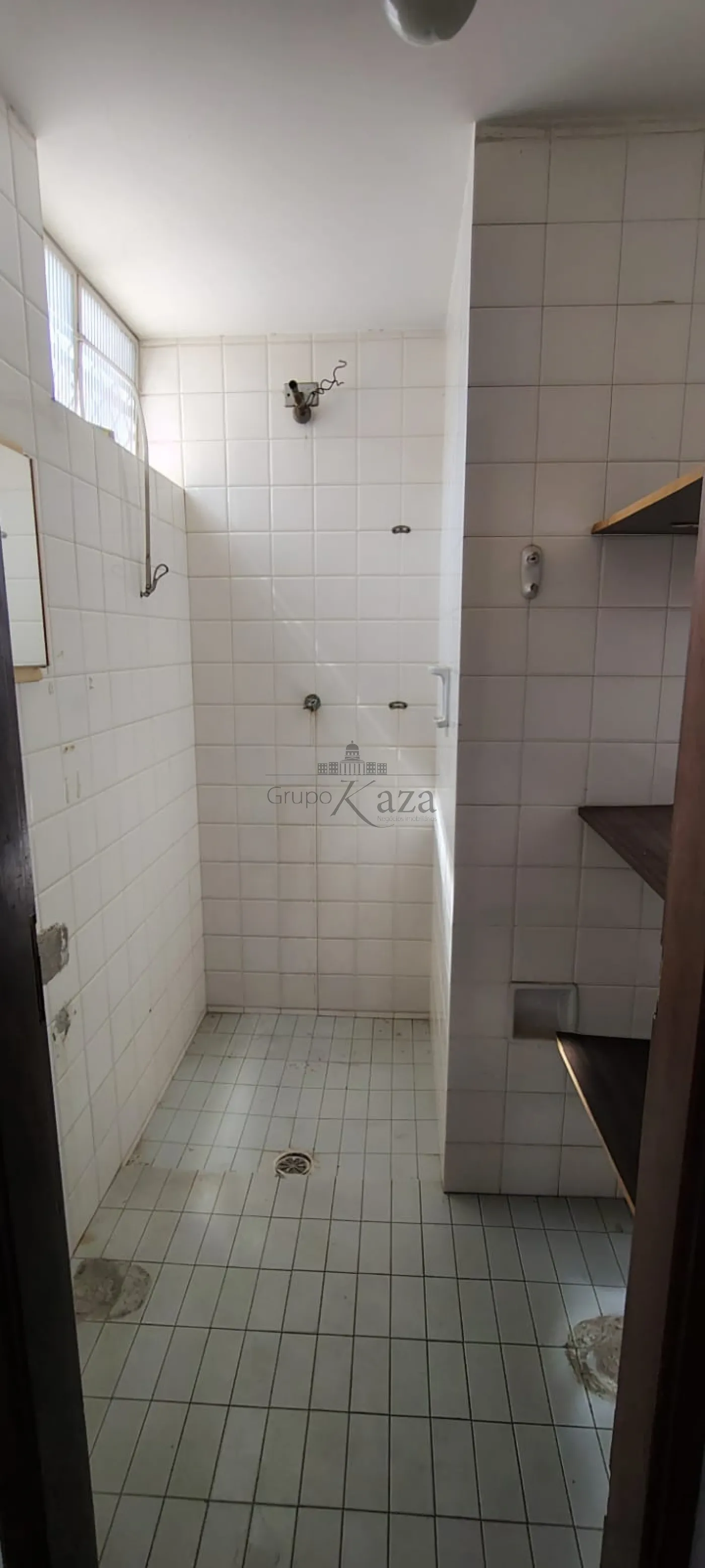 Foto 24 de Comercial Casa em Jardim Leonidia, Jacareí - imagem 24